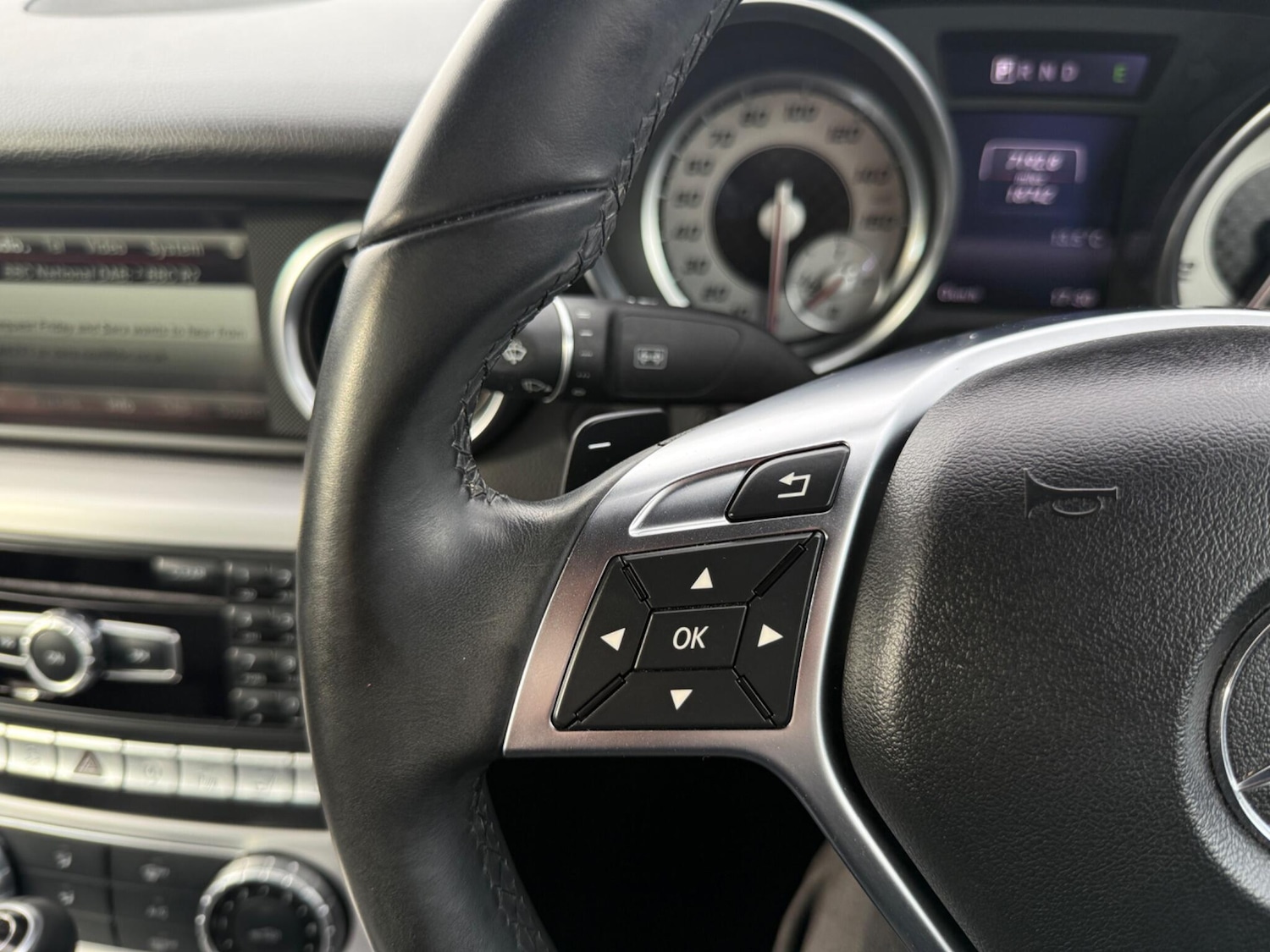 Used Mercedes-Benz SLK 2015 for sale - 78205098: Photo 34