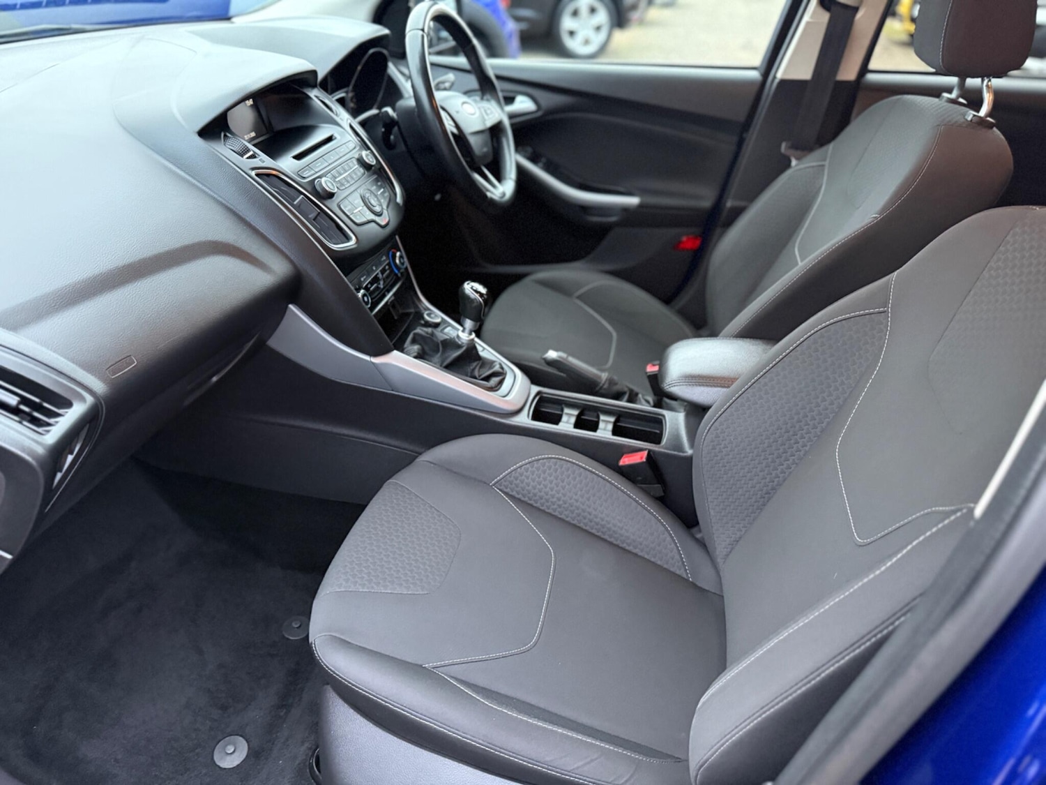 Used Ford Focus 2015 for sale - 76666544: Photo 11