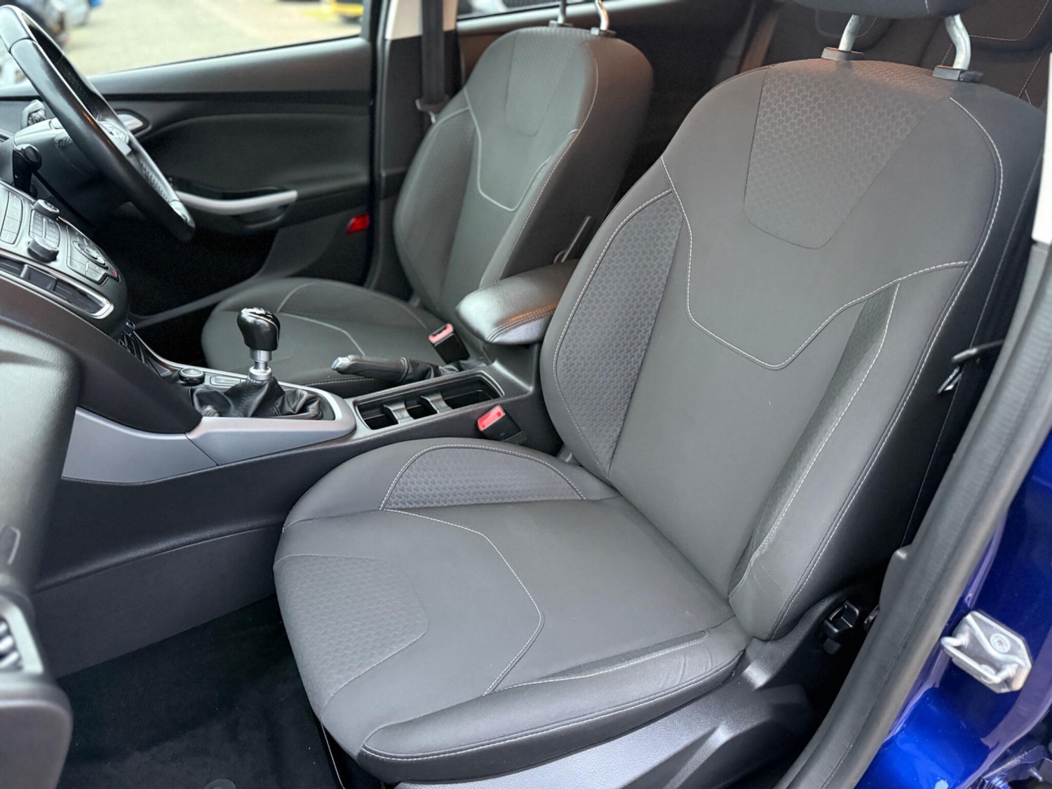 Used Ford Focus 2015 for sale - 76666544: Photo 12