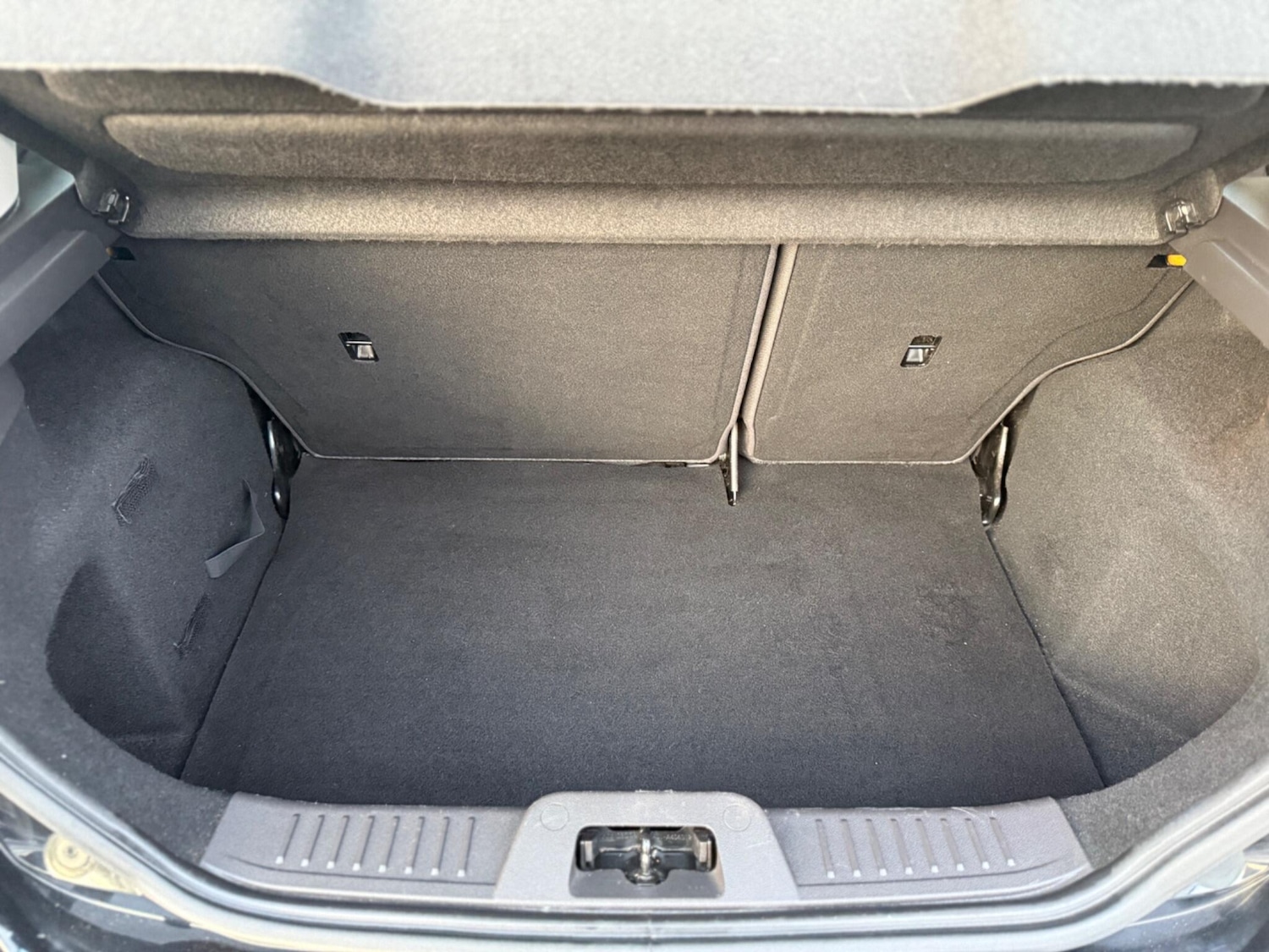 Used Ford Fiesta 2014 for sale - 76620436: Photo 15