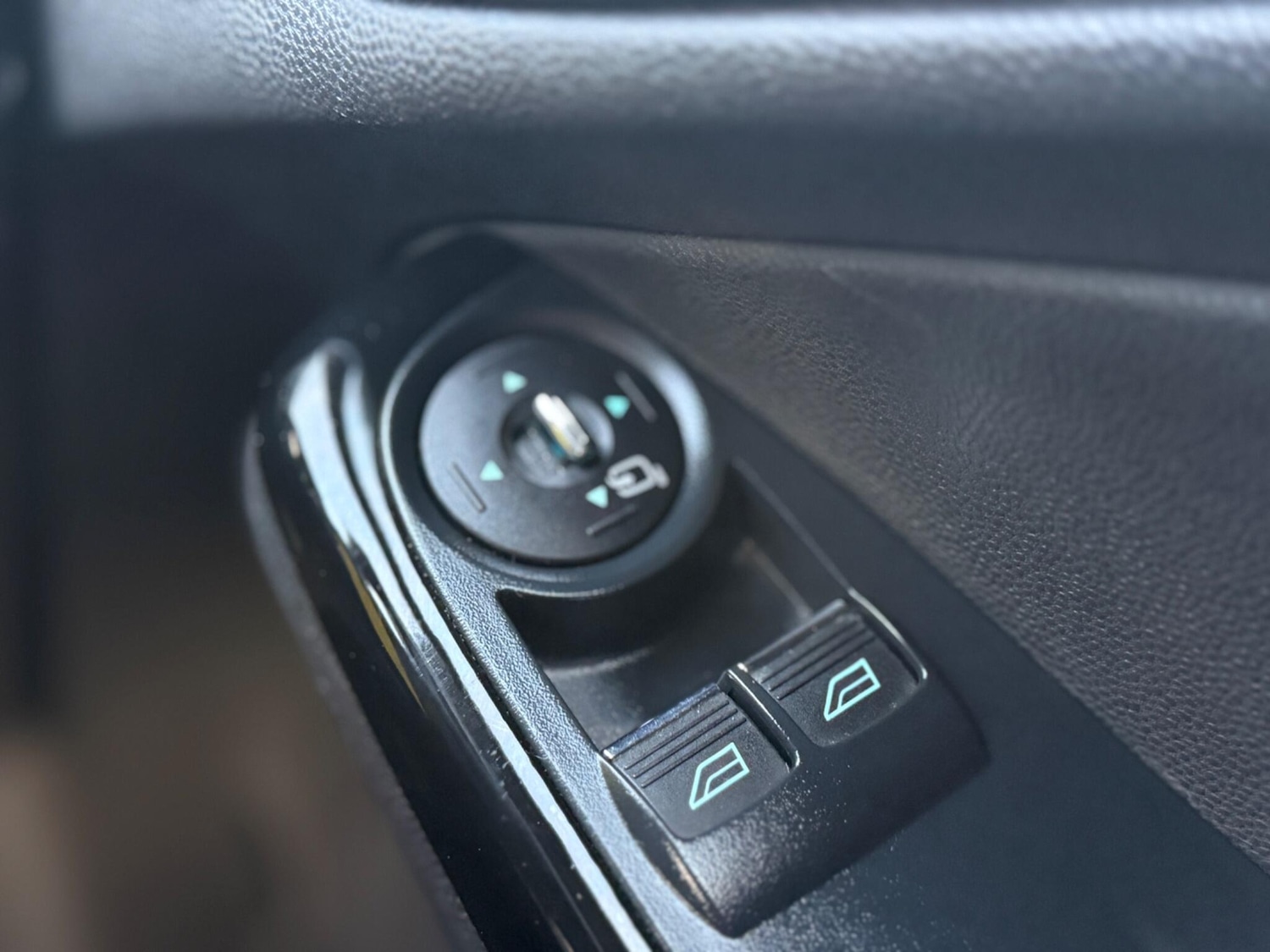 Used Ford Fiesta 2014 for sale - 76620436: Photo 30