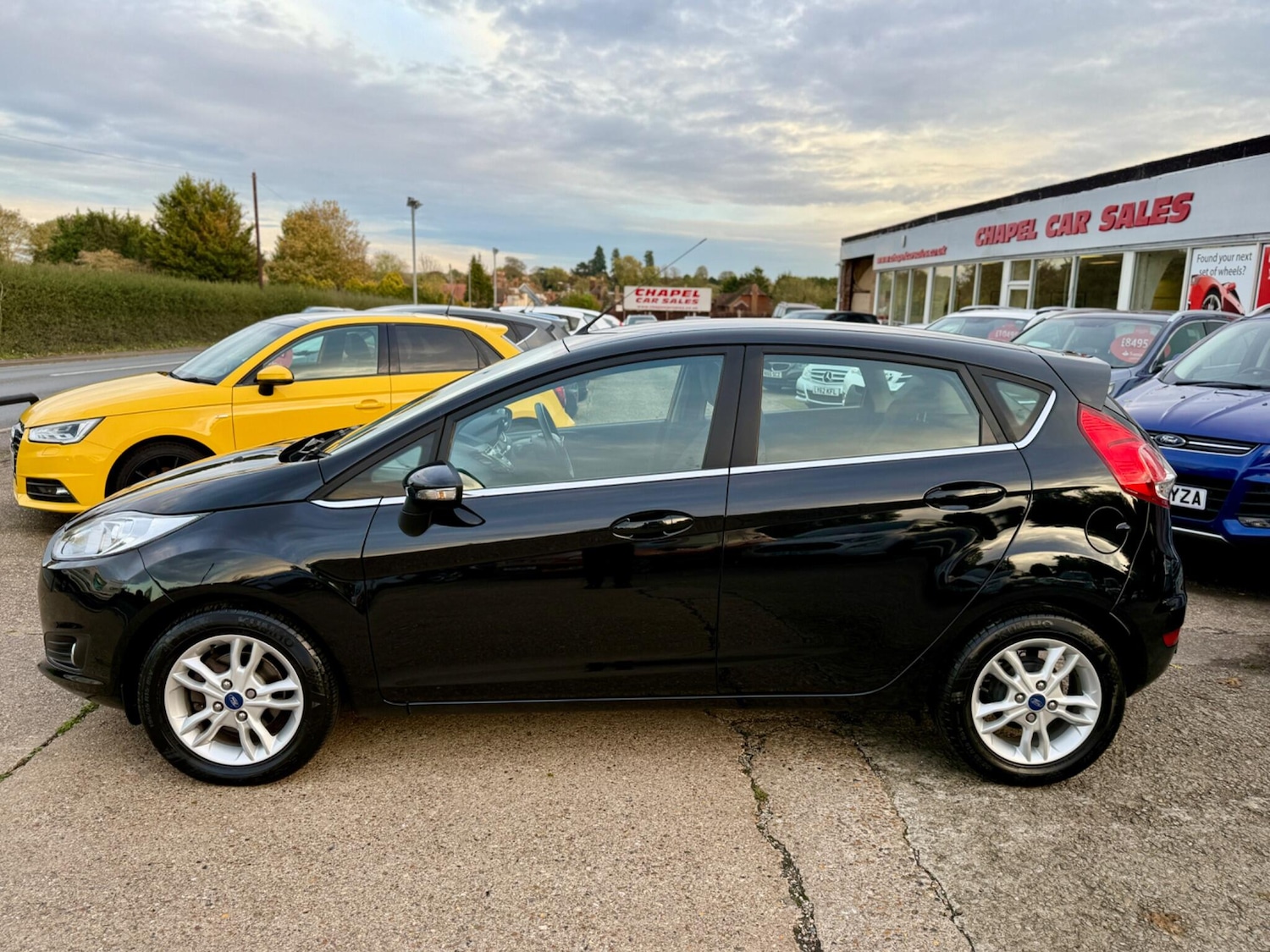 Used Ford Fiesta 2014 for sale - 76620436: Photo 4