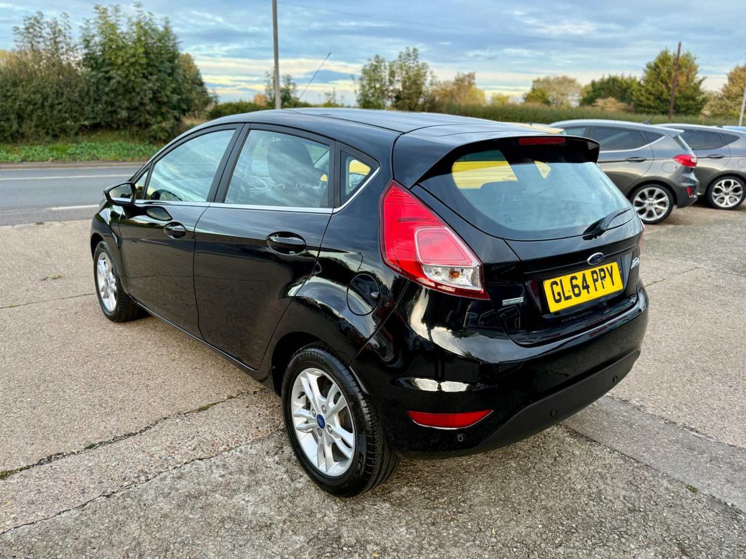 Used Ford Fiesta 2014 for sale - 76620436: Photo 5