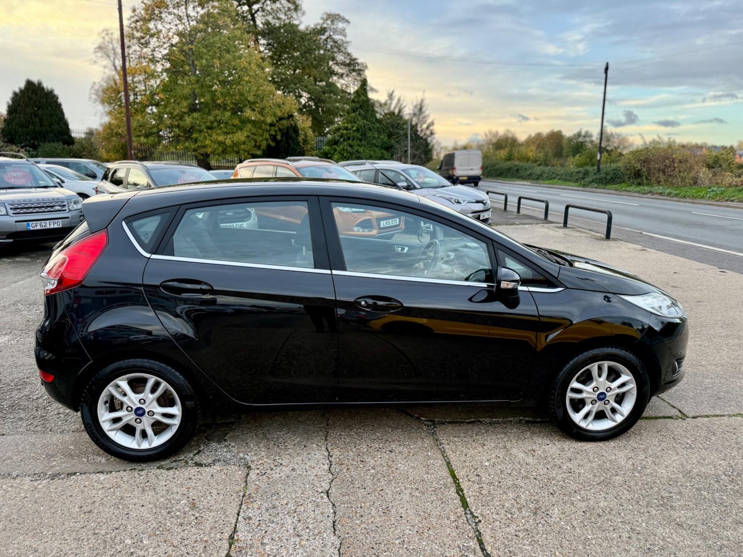 Used Ford Fiesta 2014 for sale - 76620436: Photo 8