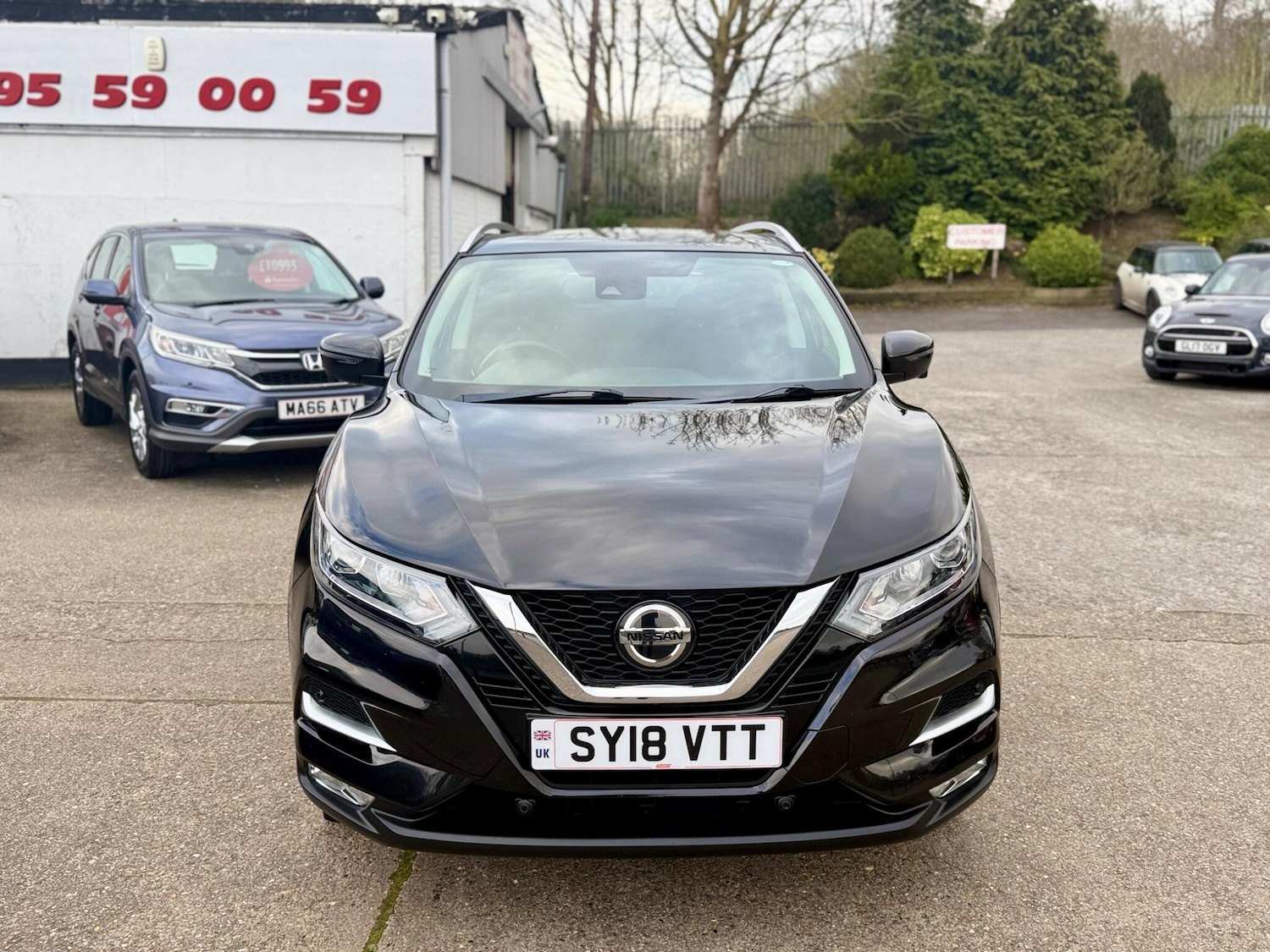 Used Nissan Qashqai 2018 for sale - 78100704: Photo 2
