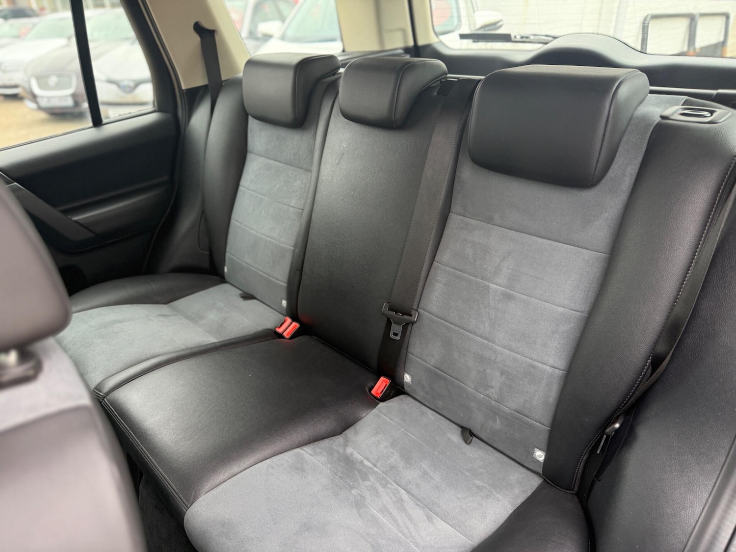 Used Land Rover Freelander 2 2012 for sale - 76201145: Photo 14