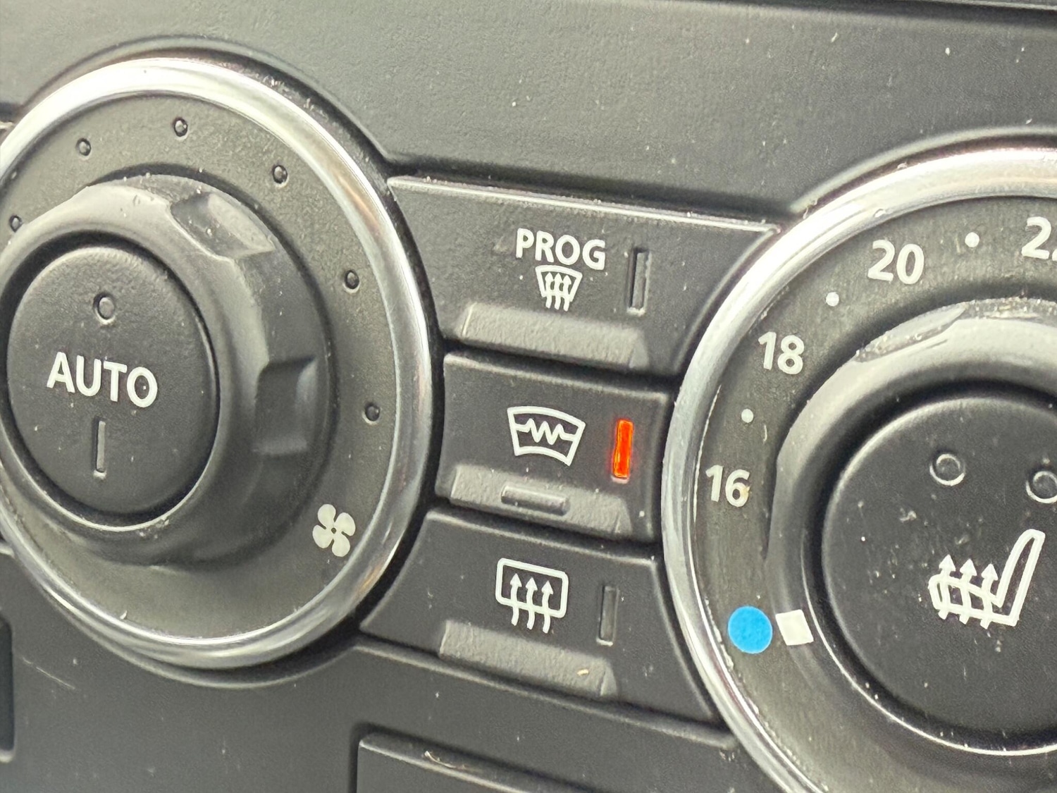 Used Land Rover Freelander 2 2012 for sale - 76201145: Photo 23