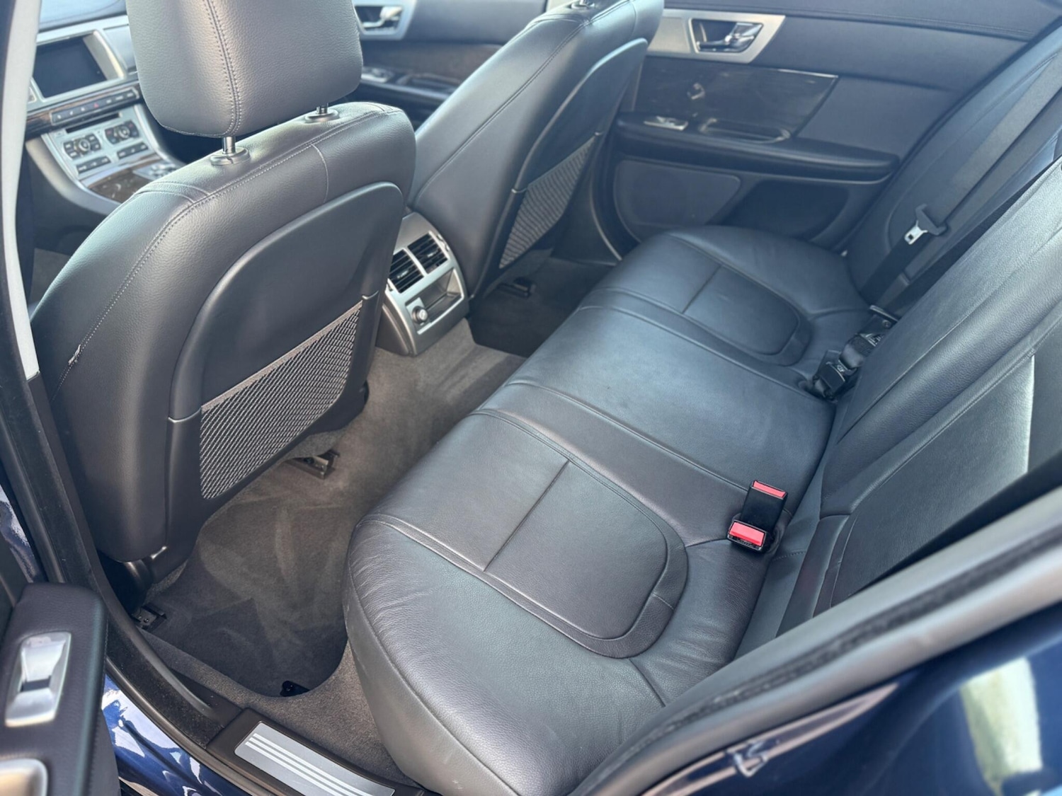 Used Jaguar XF 2015 for sale - 76227268: Photo 13