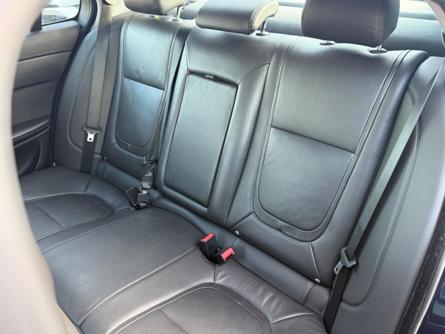 Used Jaguar XF 2015 for sale - 76227268: Photo 14