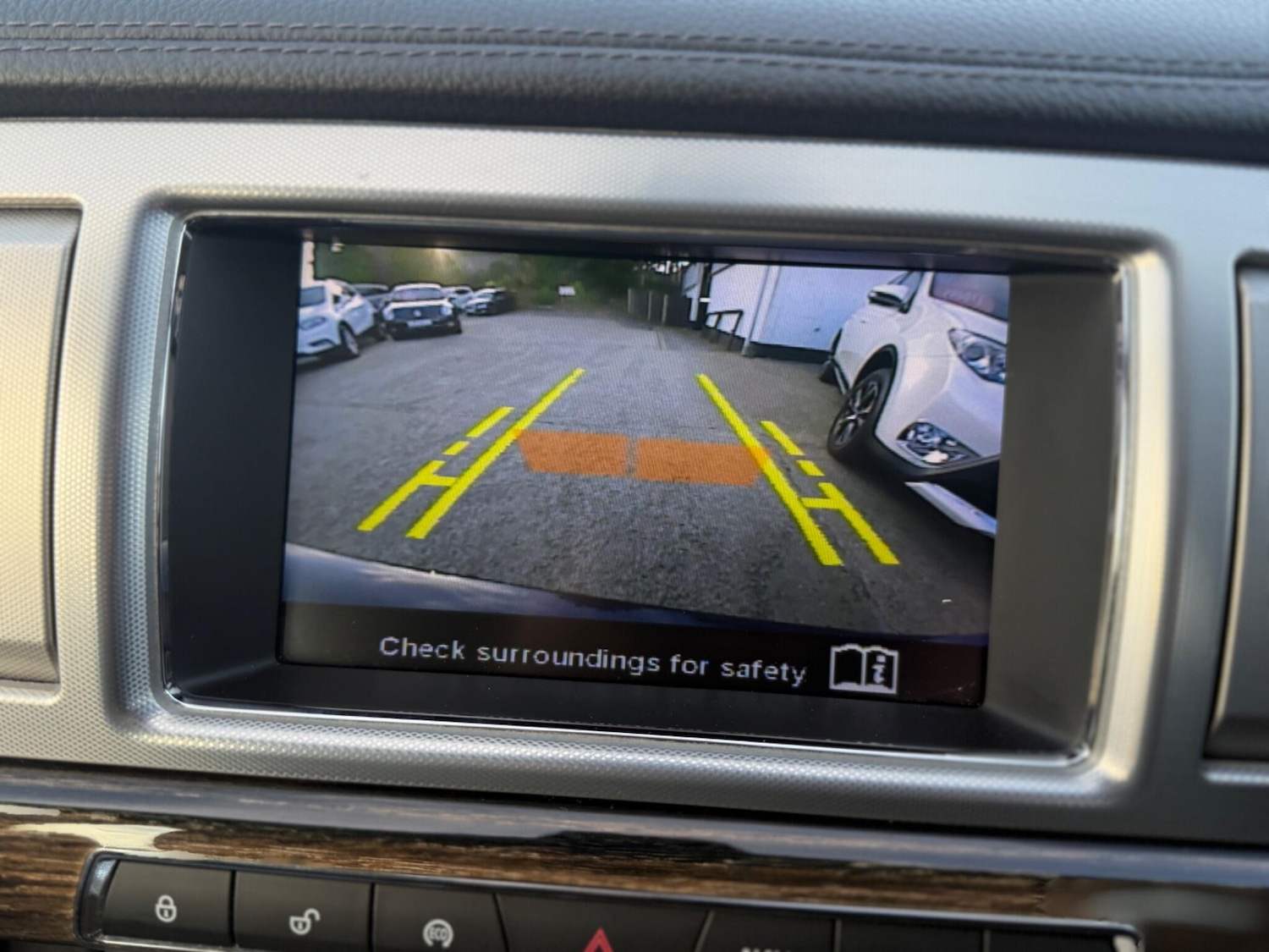 Used Jaguar XF 2015 for sale - 76227268: Photo 21