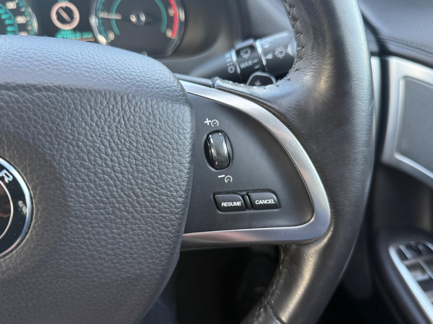 Used Jaguar XF 2015 for sale - 76227268: Photo 31