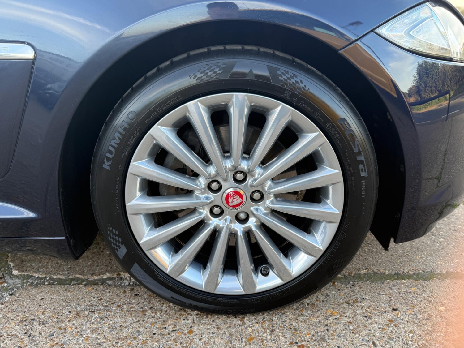 Used Jaguar XF 2015 for sale - 76227268: Photo 39