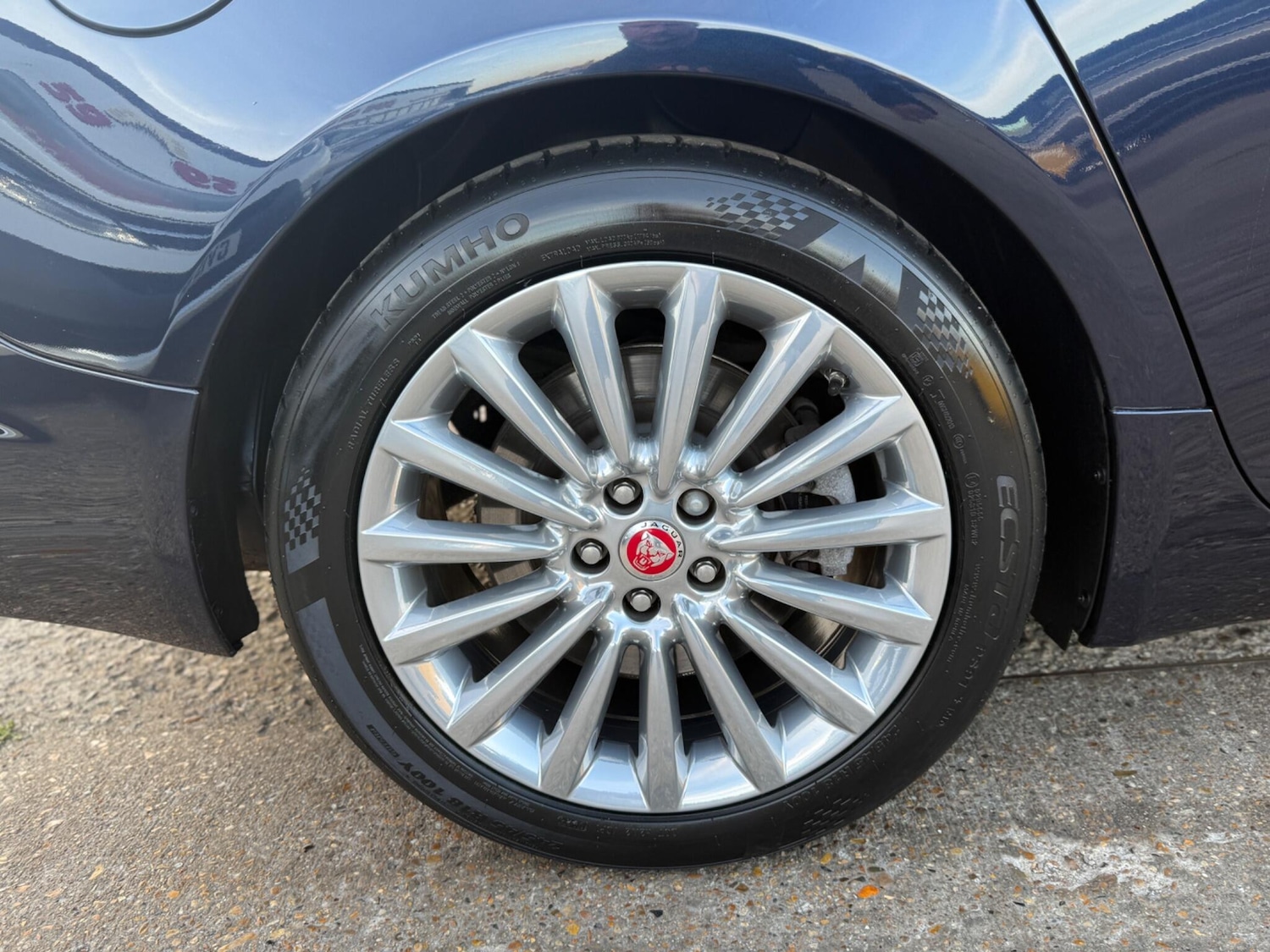 Used Jaguar XF 2015 for sale - 76227268: Photo 42