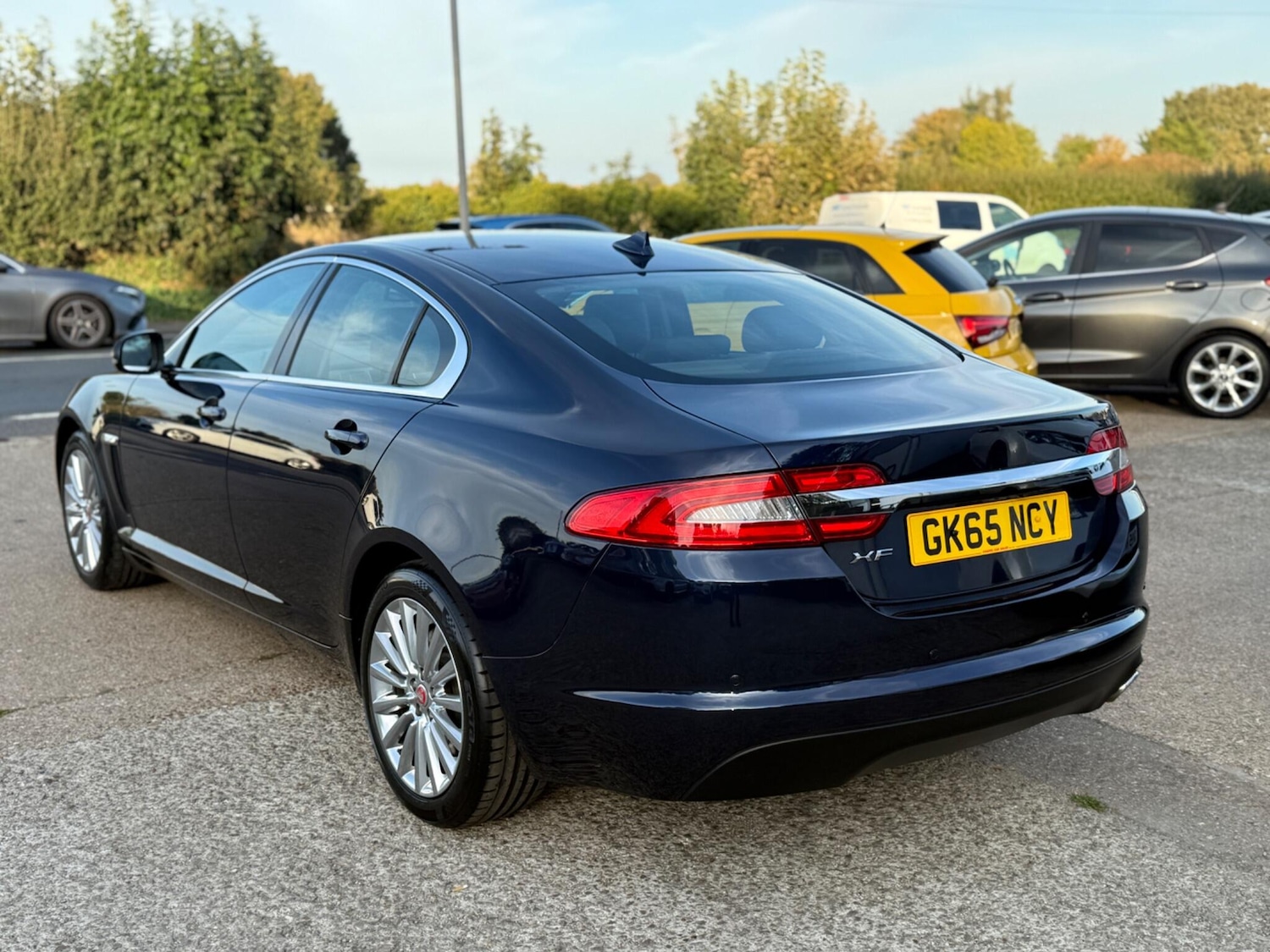 Used Jaguar XF 2015 for sale - 76227268: Photo 5