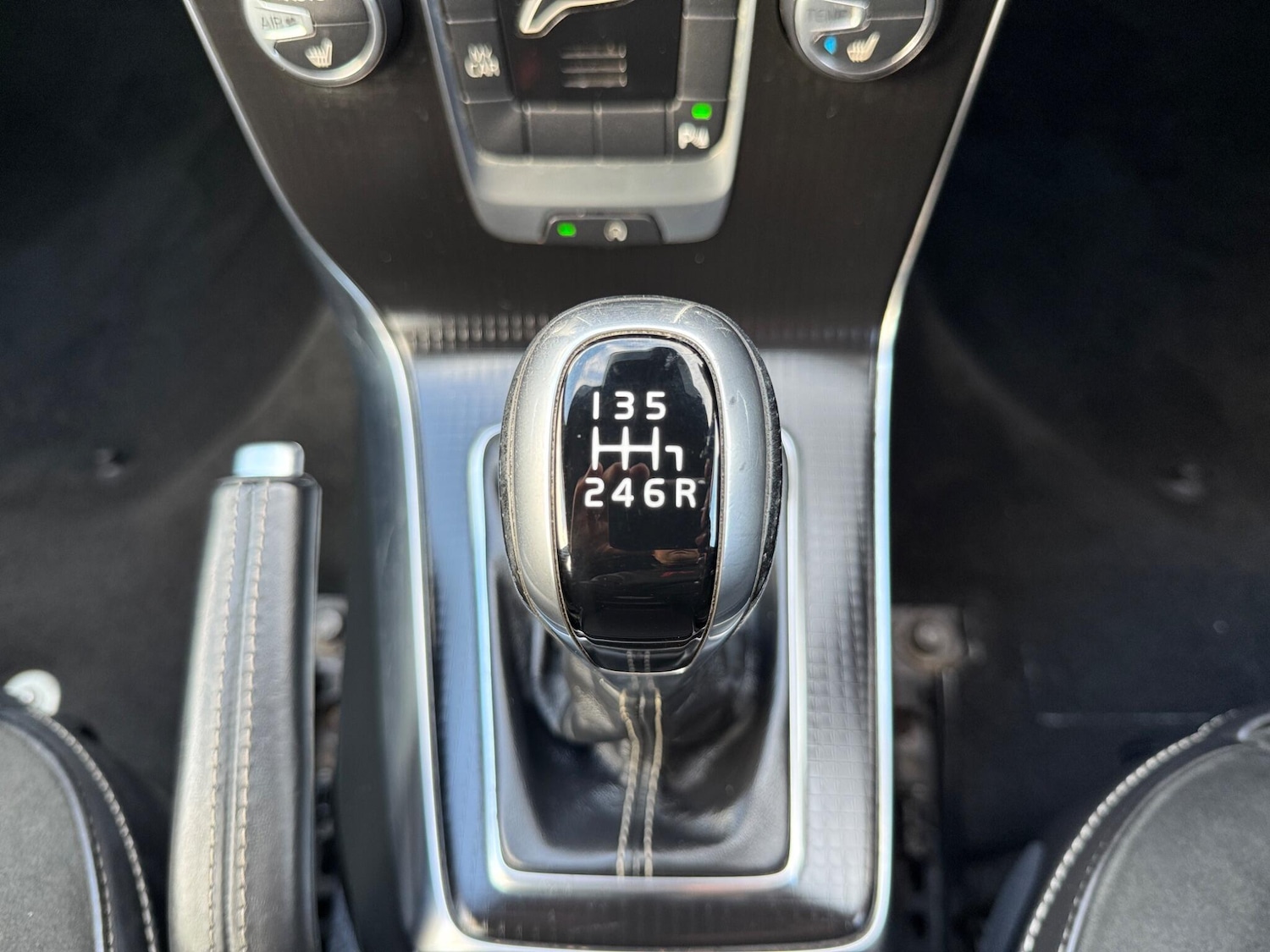 Used Volvo V40 2017 for sale - 78127850: Photo 16