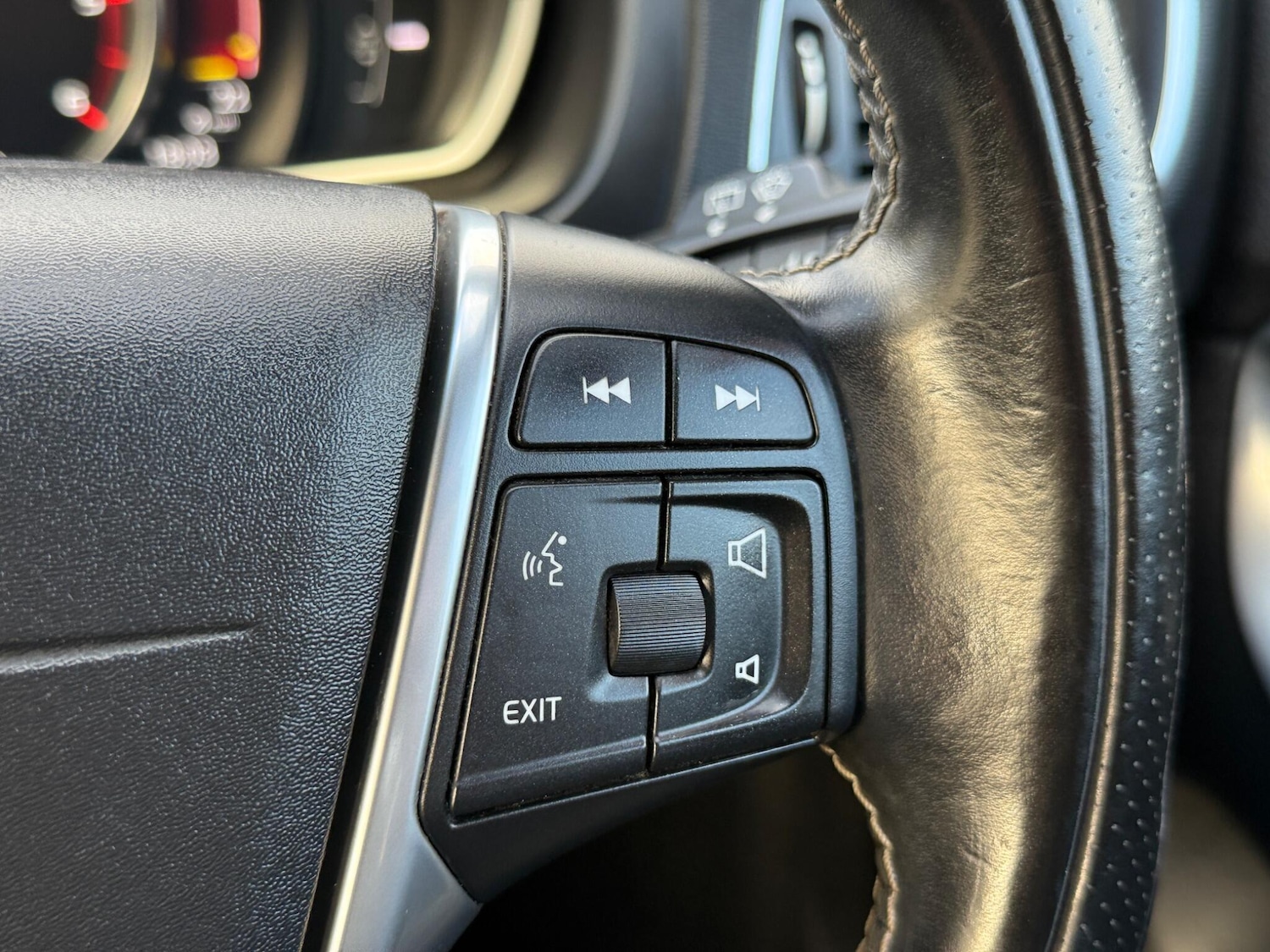 Used Volvo V40 2017 for sale - 78127850: Photo 20