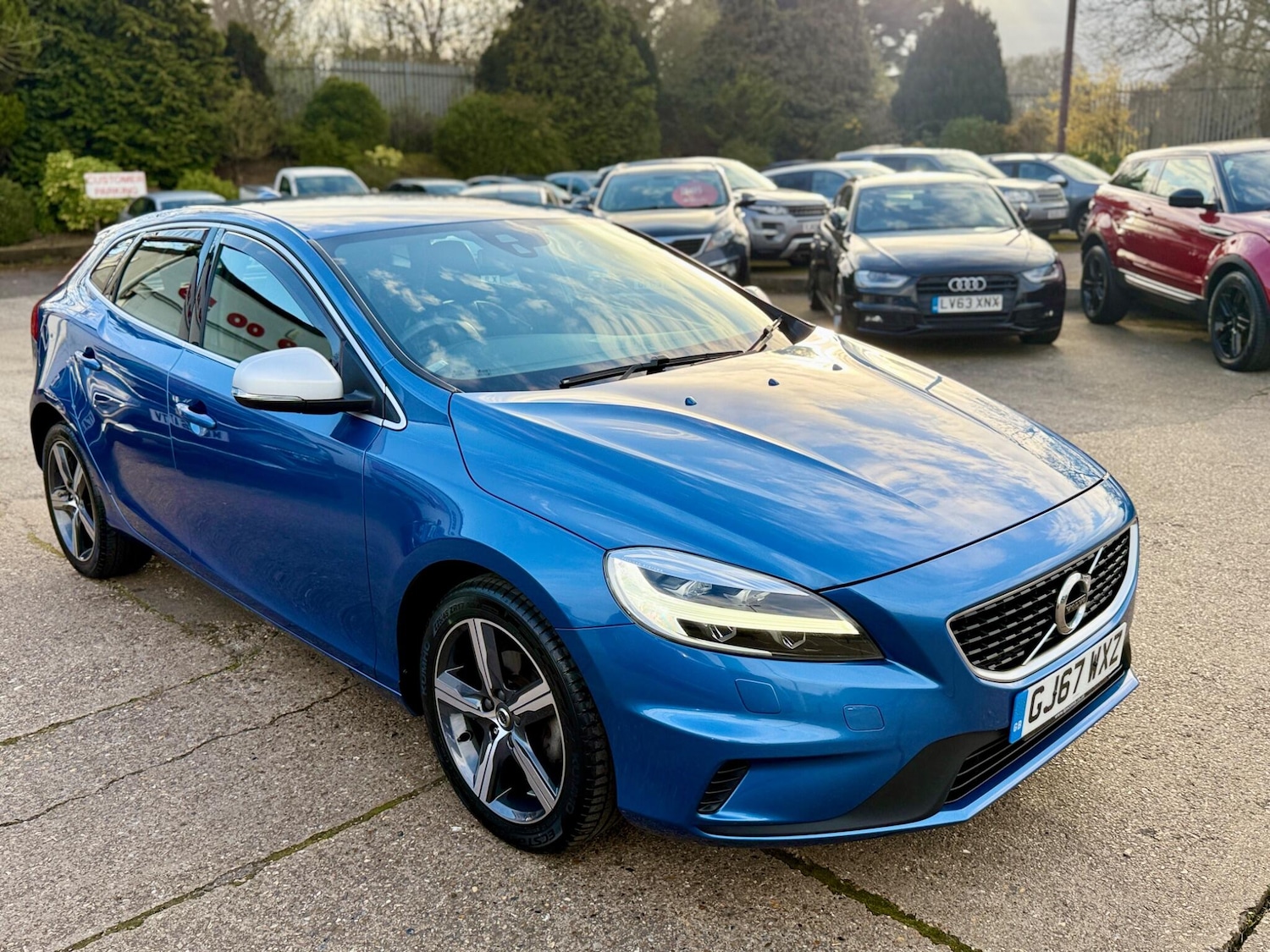 Used Volvo V40 2017 for sale - 78127850: Photo 3