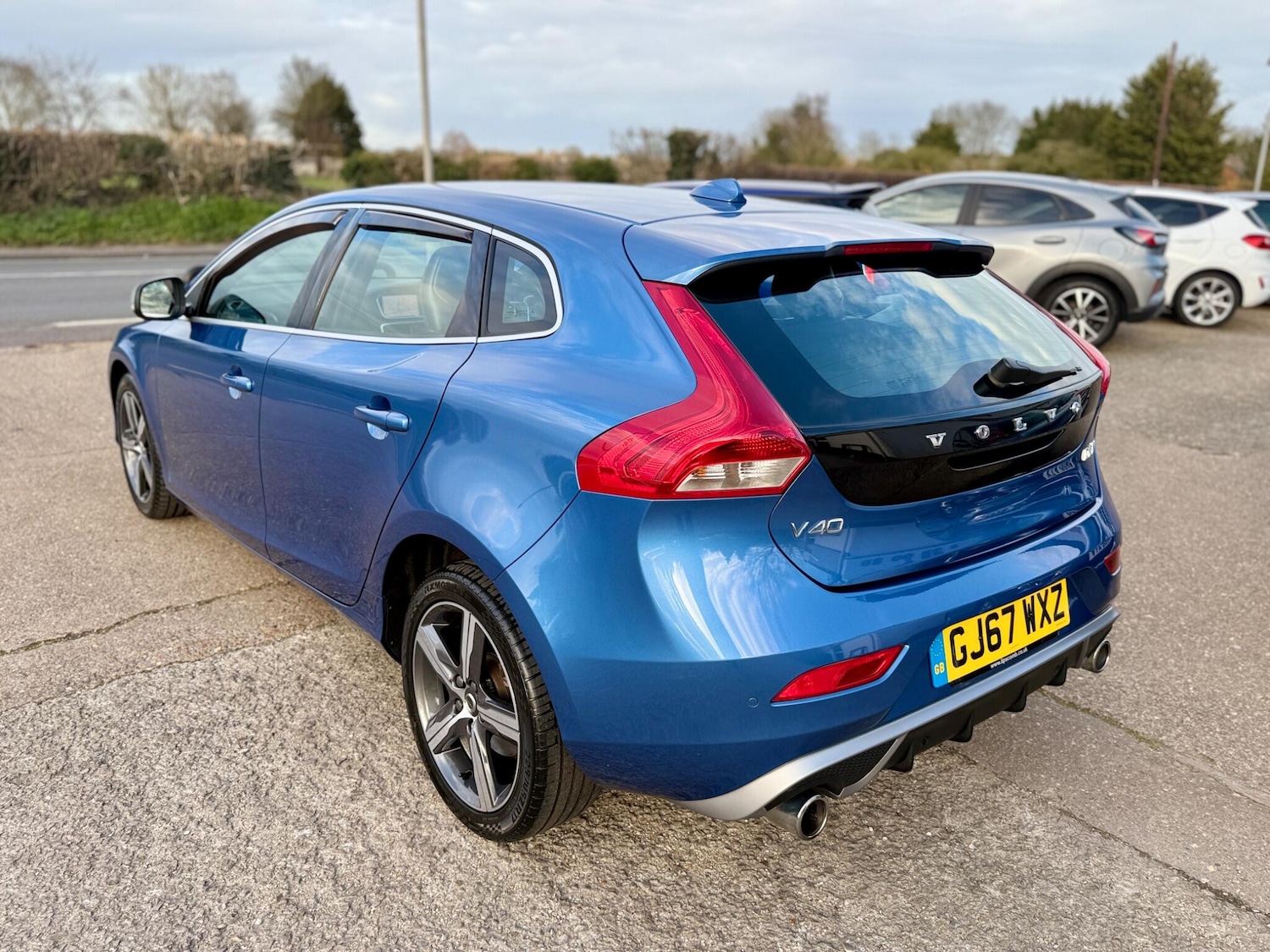 Used Volvo V40 2017 for sale - 78127850: Photo 5