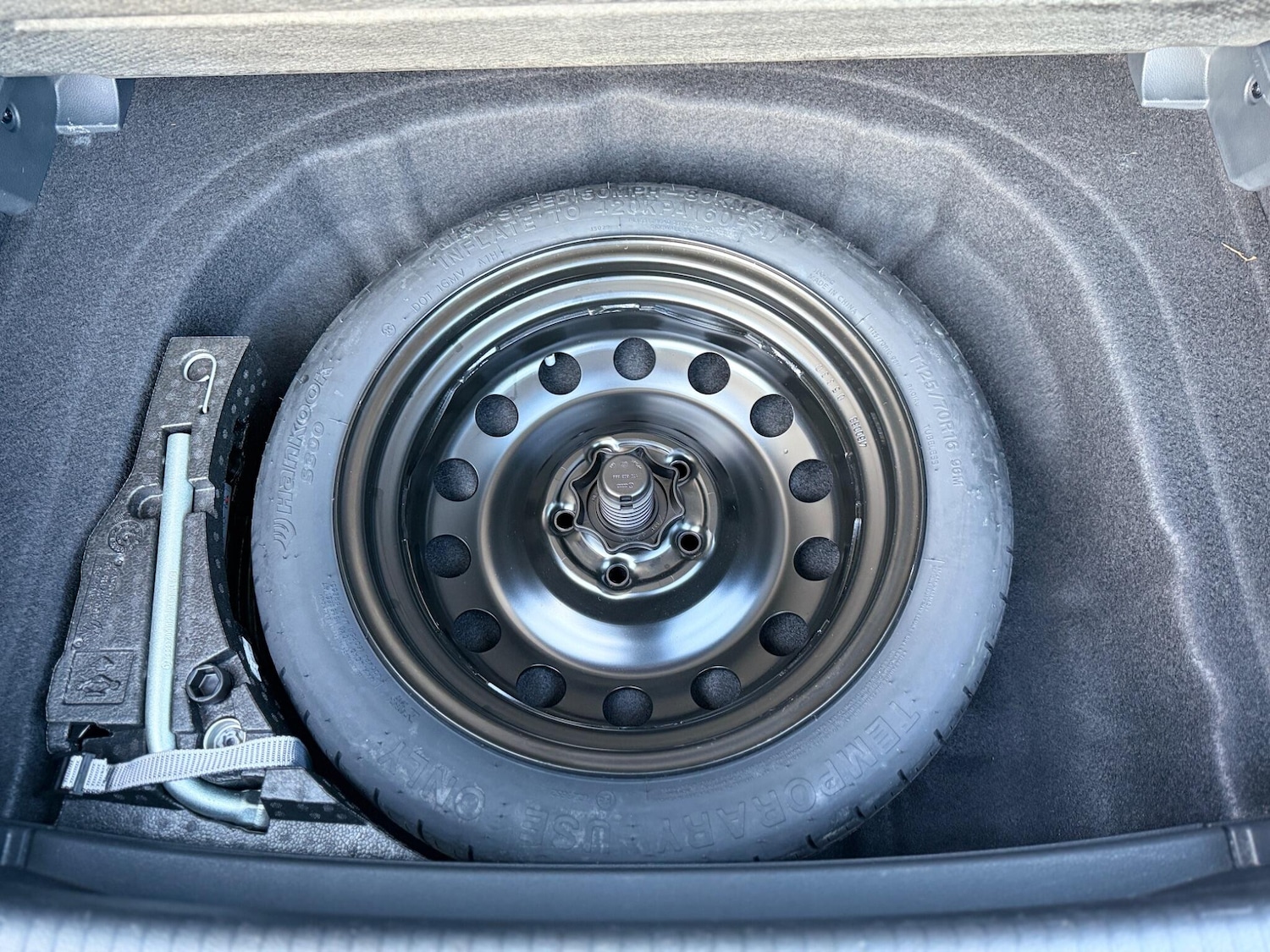 Used Volkswagen Golf 2017 for sale - 76560897: Photo 17