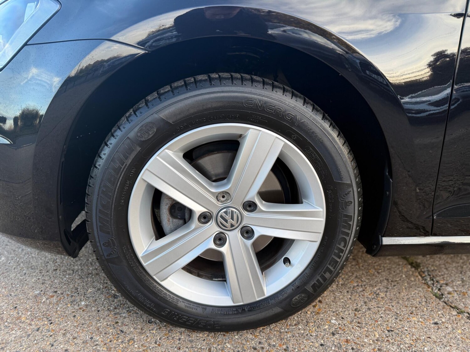 Used Volkswagen Golf 2017 for sale - 76560897: Photo 42