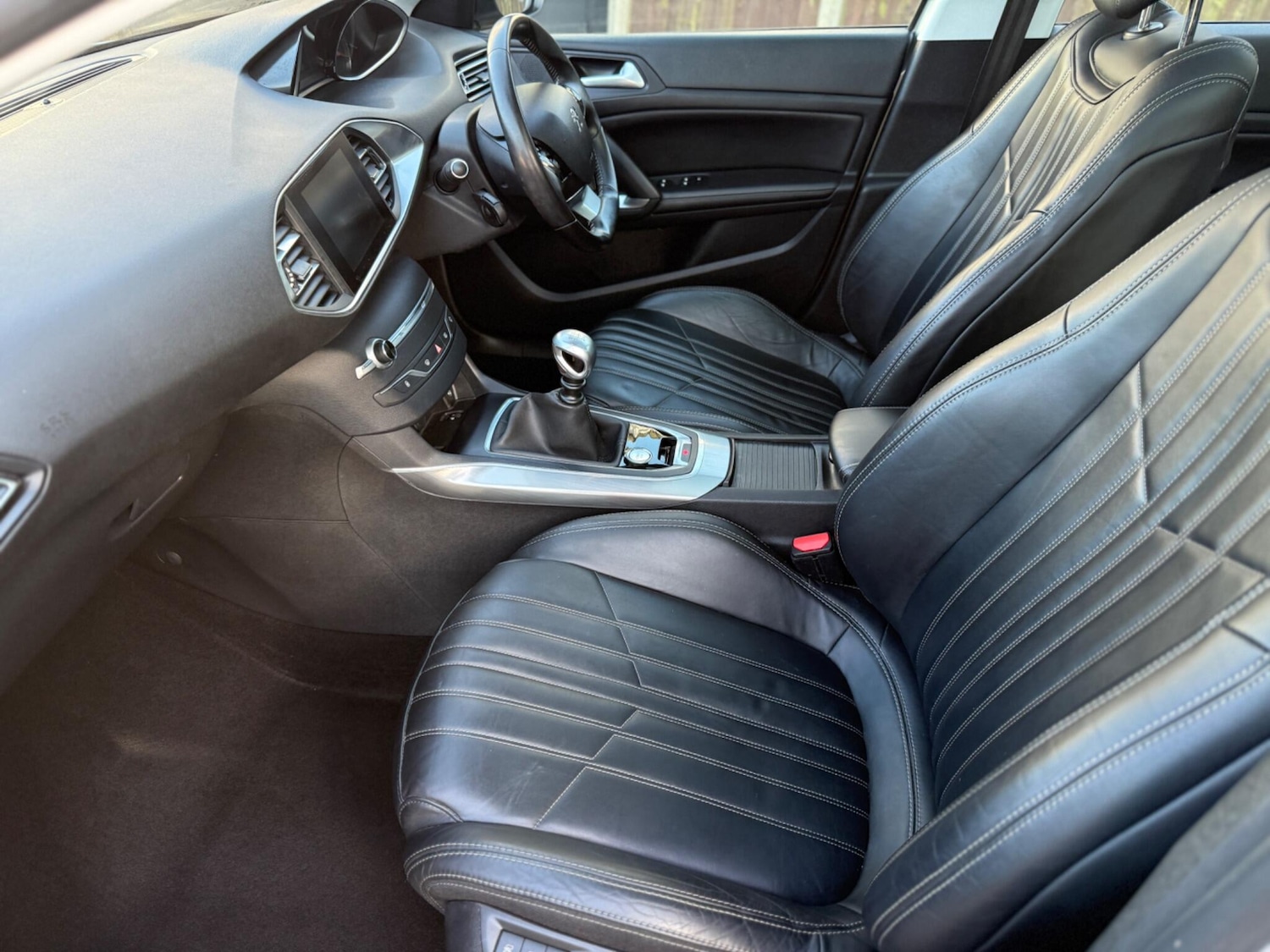 Used Peugeot 308 2015 for sale - 78170721: Photo 11