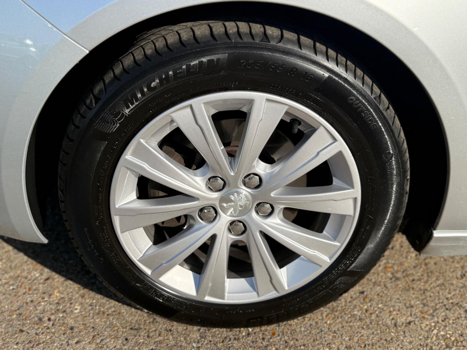 Used Peugeot 308 2015 for sale - 78170721: Photo 39