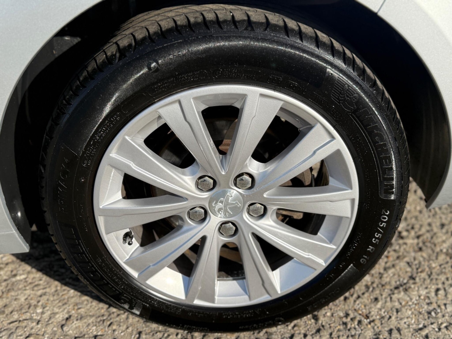 Used Peugeot 308 2015 for sale - 78170721: Photo 40