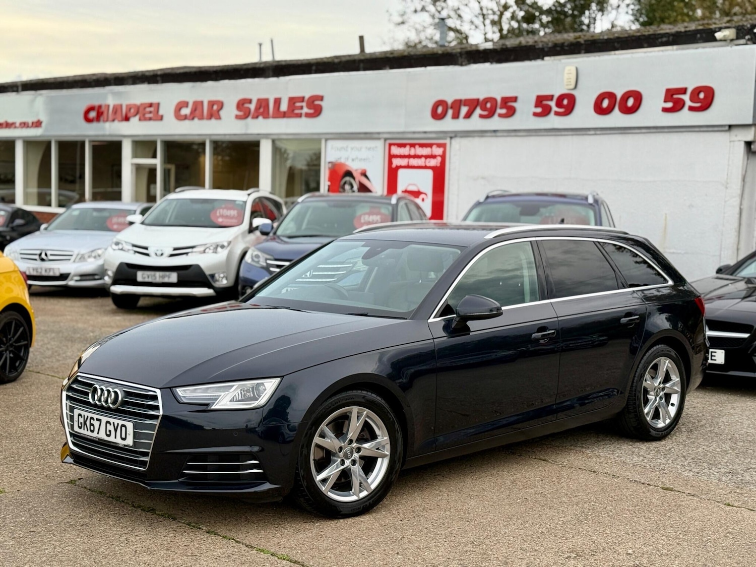 Used Audi A4 Avant 2017 for sale - 76349278: Photo 1