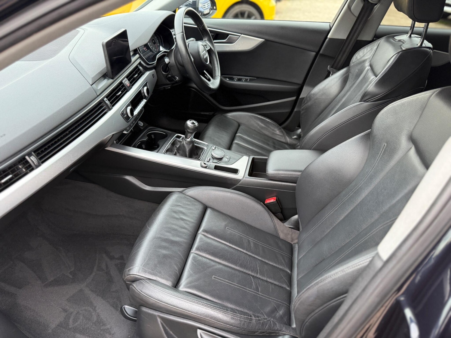Used Audi A4 Avant 2017 for sale - 76349278: Photo 11