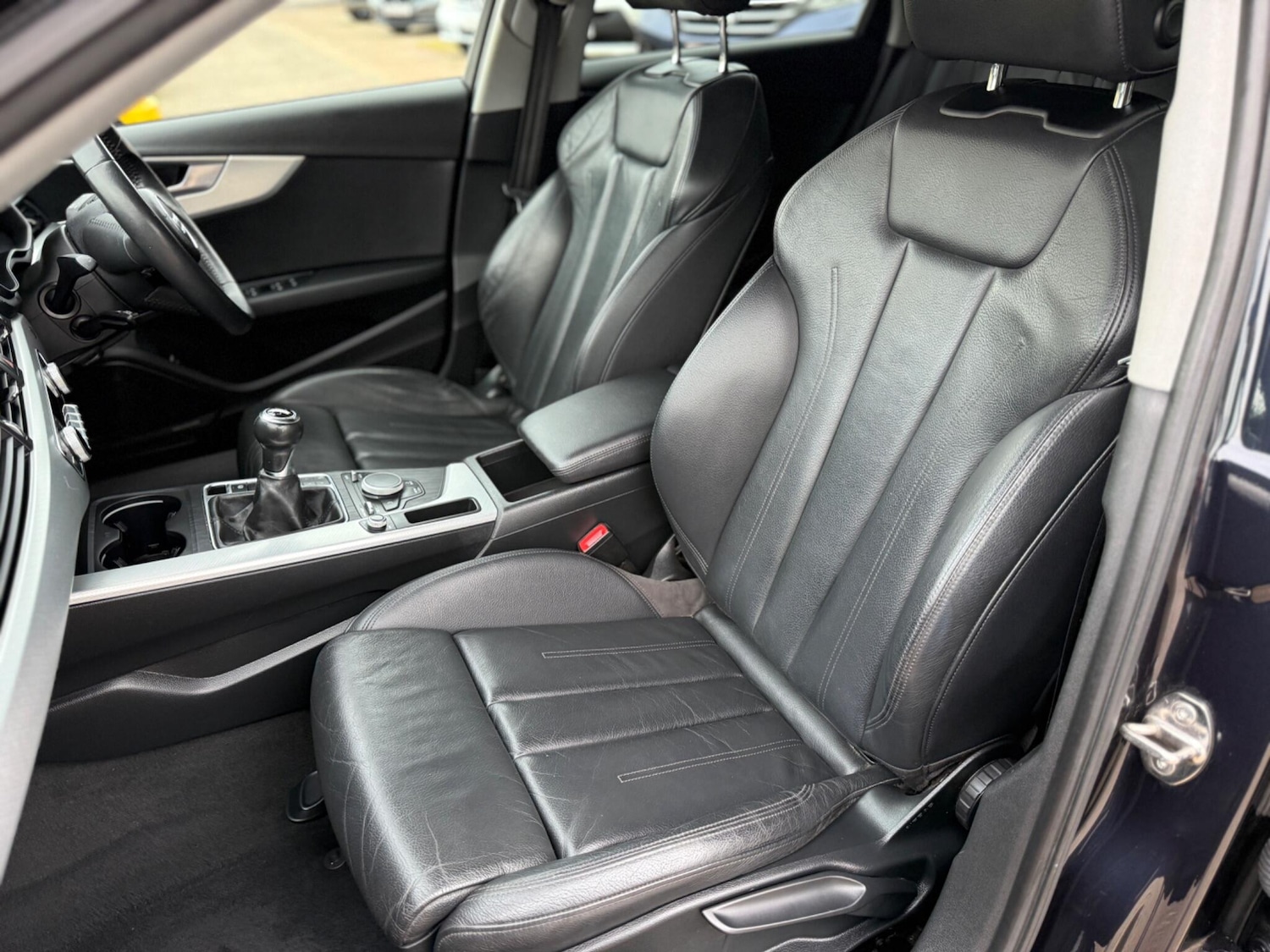 Used Audi A4 Avant 2017 for sale - 76349278: Photo 12