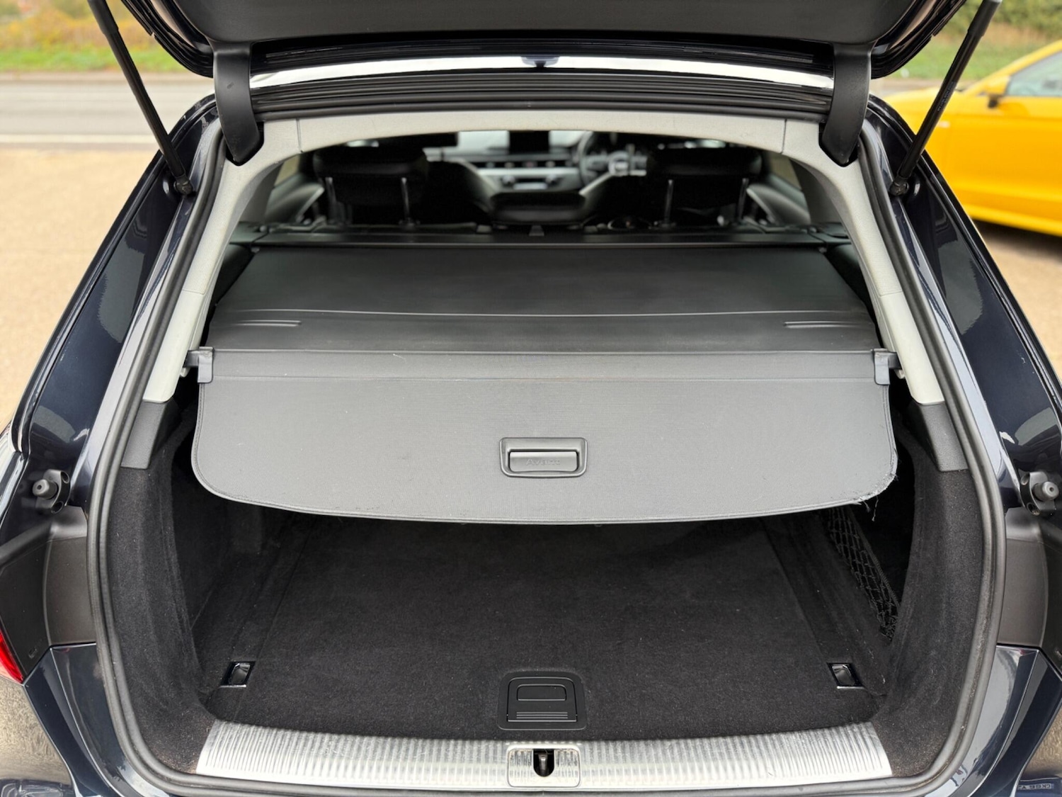 Used Audi A4 Avant 2017 for sale - 76349278: Photo 16