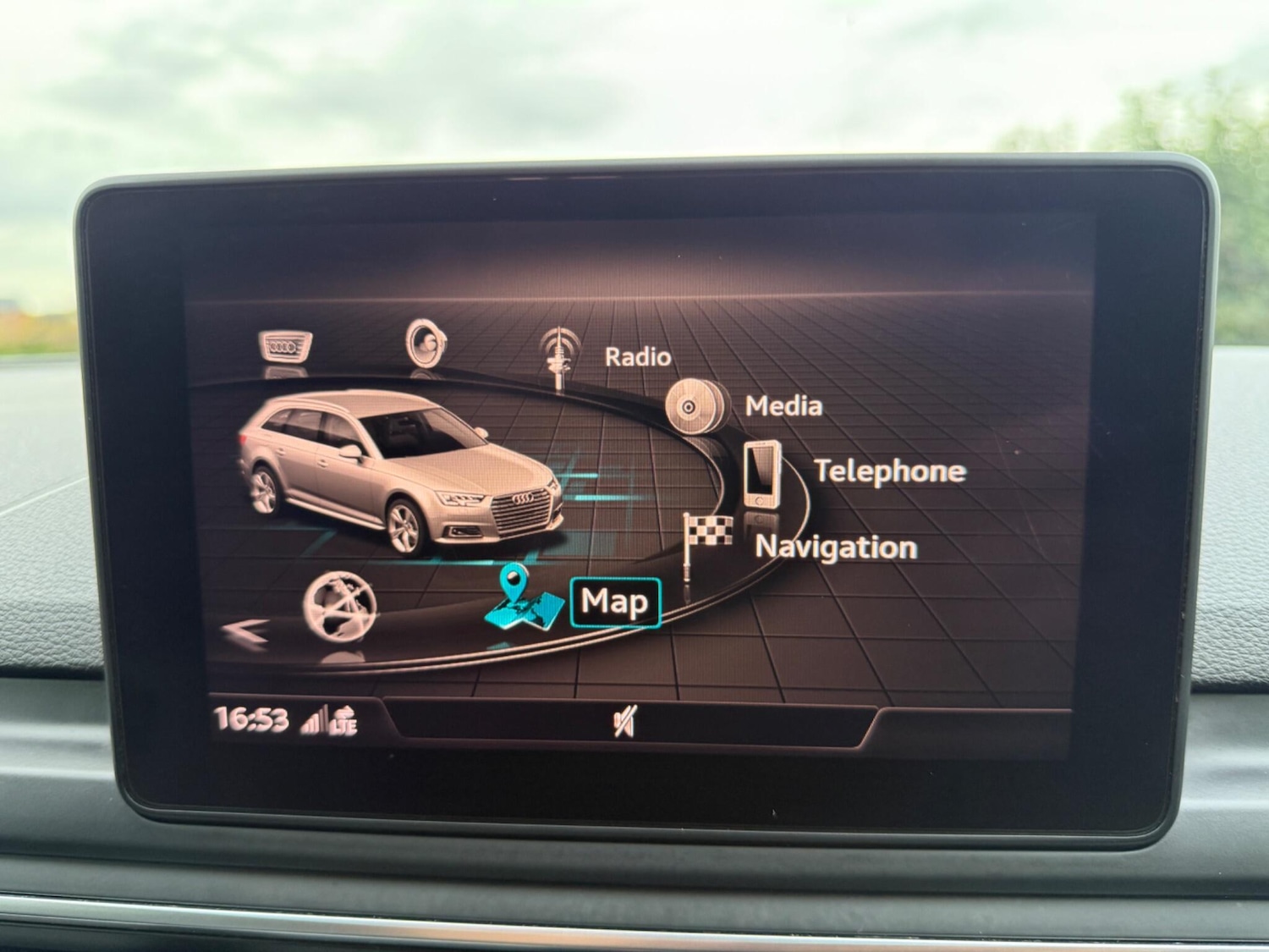 Used Audi A4 Avant 2017 for sale - 76349278: Photo 23