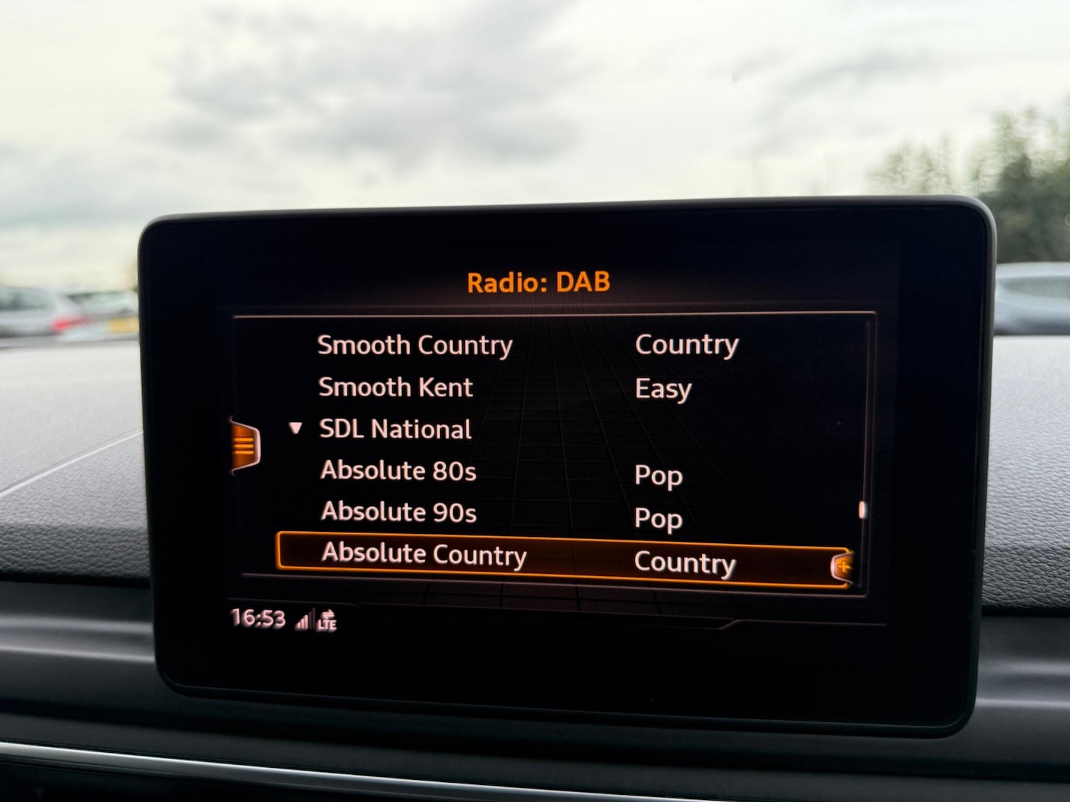 Used Audi A4 Avant 2017 for sale - 76349278: Photo 28