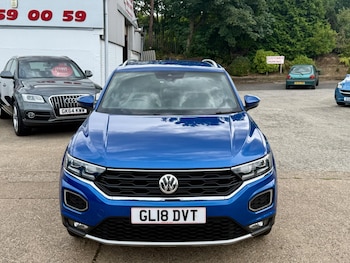 Used Volkswagen T-Roc 2018 for sale - 79565657: Photo