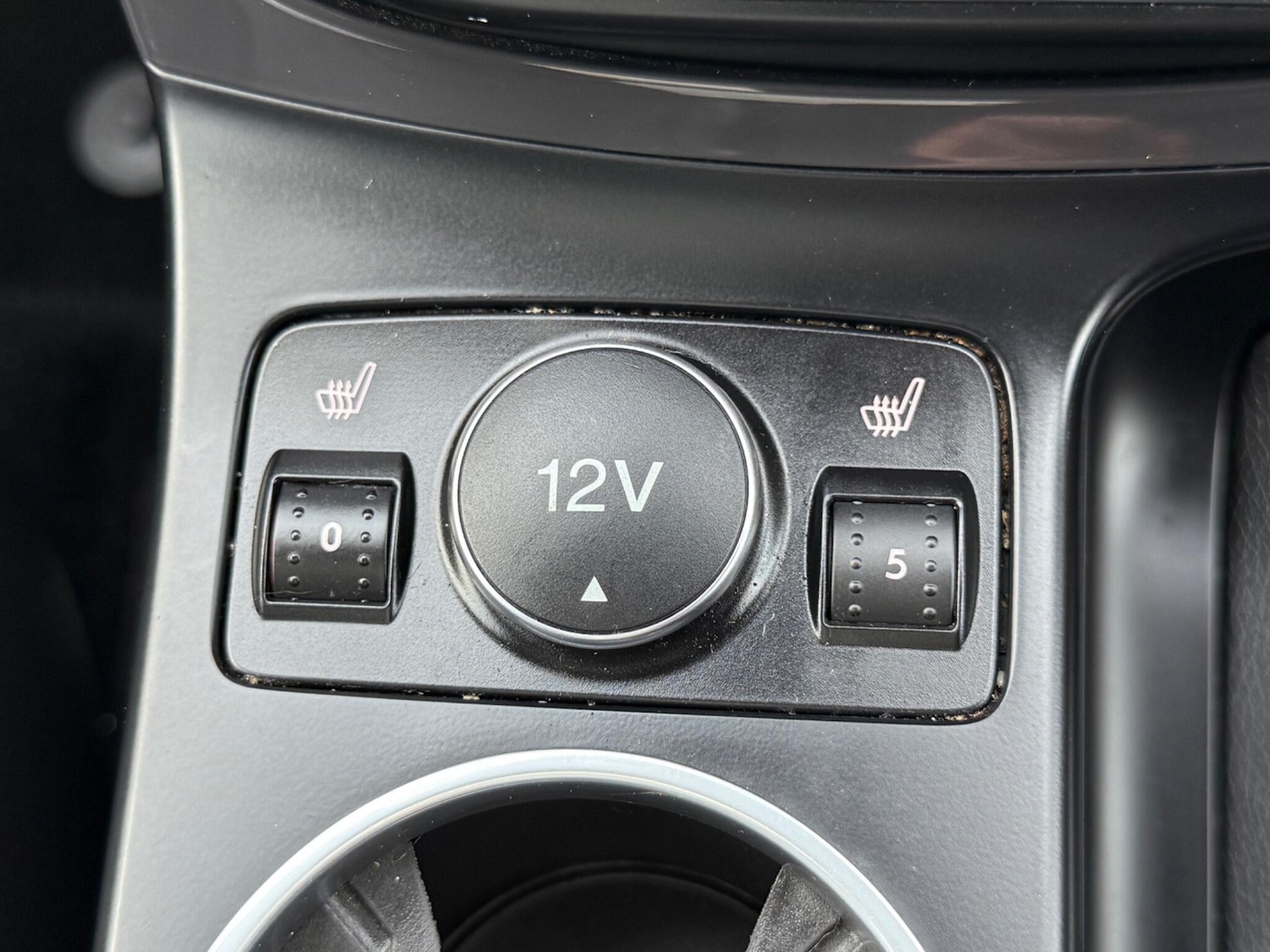 Used Ford Kuga 2015 for sale - 76031619: Photo 28
