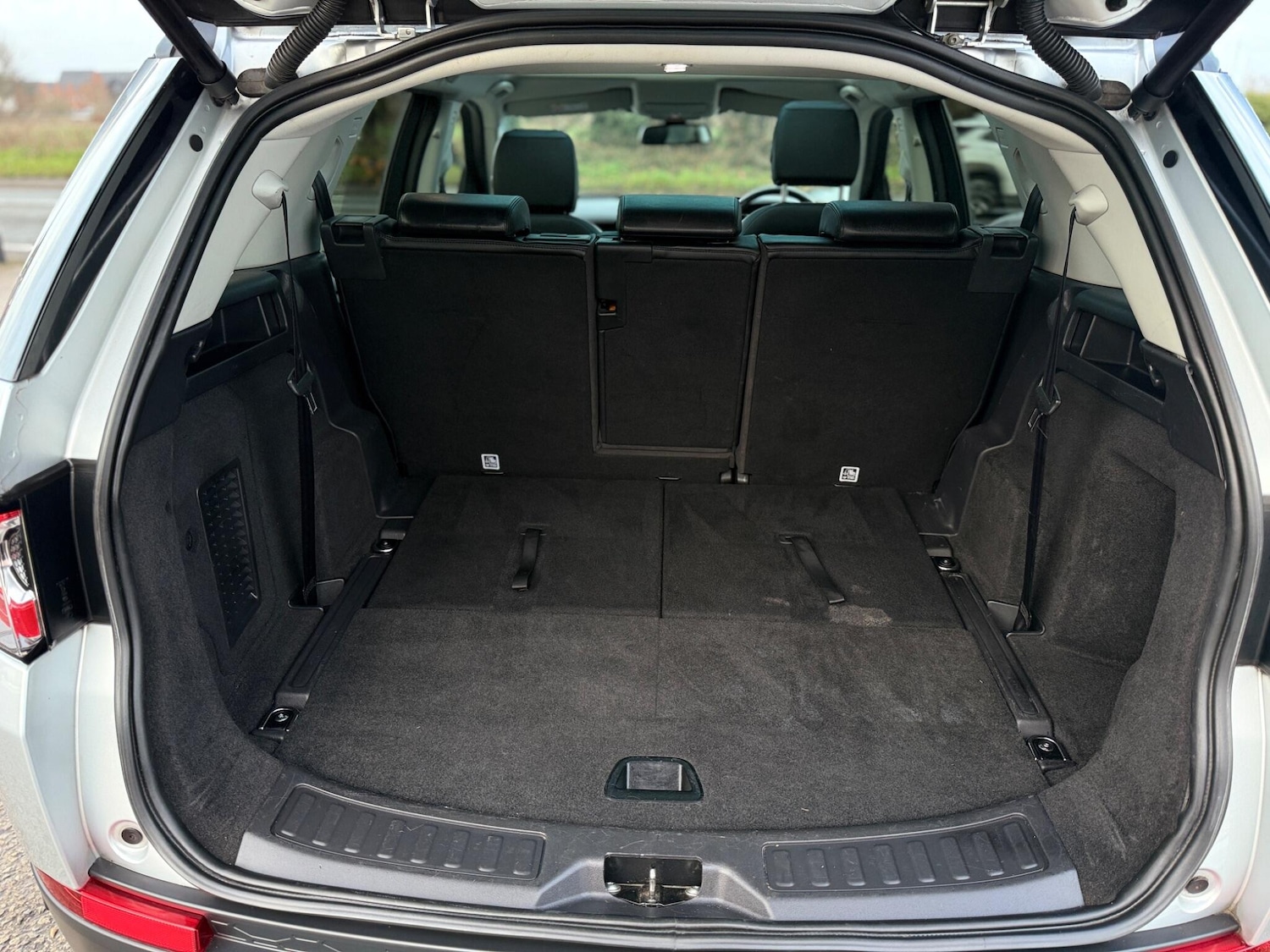 Used Land Rover Discovery Sport 2015 for sale - 77396629: Photo 17