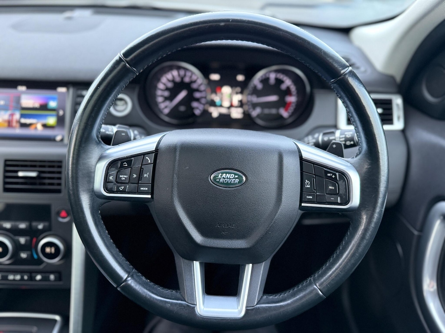 Used Land Rover Discovery Sport 2015 for sale - 77396629: Photo 19