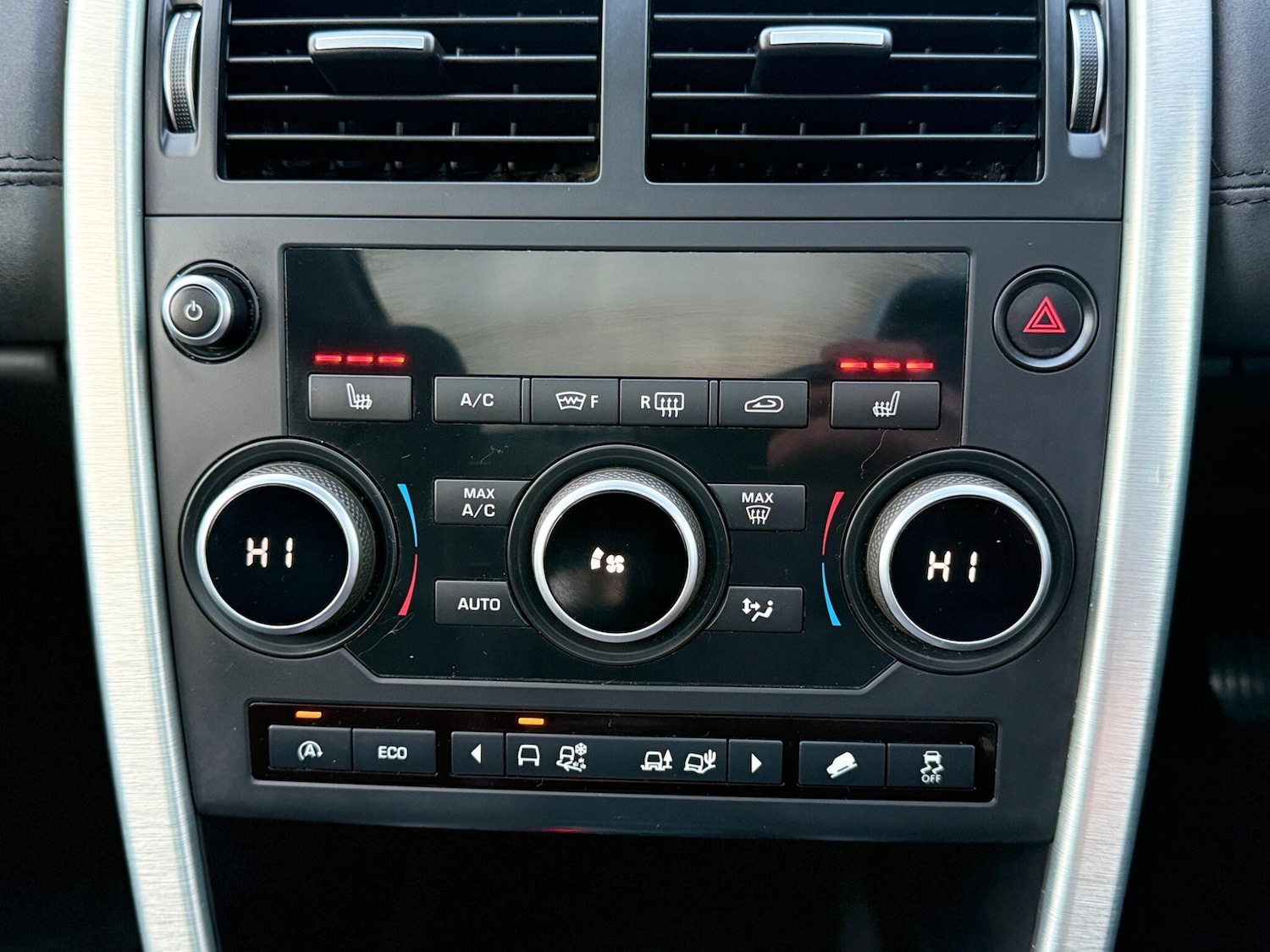 Used Land Rover Discovery Sport 2015 for sale - 77396629: Photo 27