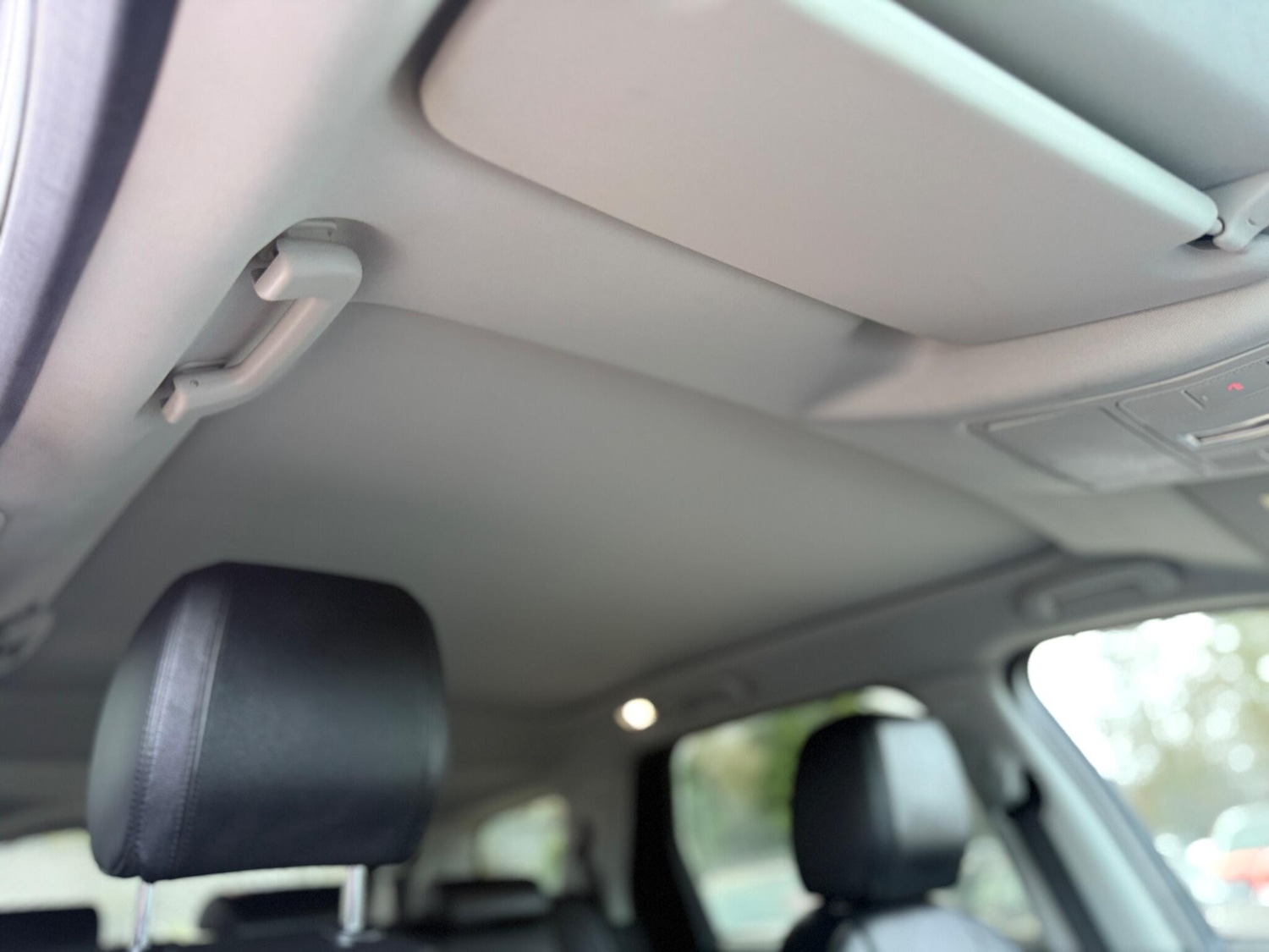 Used Land Rover Discovery Sport 2015 for sale - 77396629: Photo 36