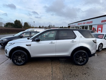Used Land Rover Discovery Sport 2015 for sale - 77396629: Photo