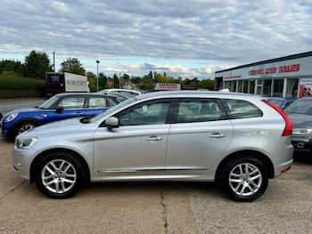 Used Volvo XC60 2017 for sale - 79820658: Photo
