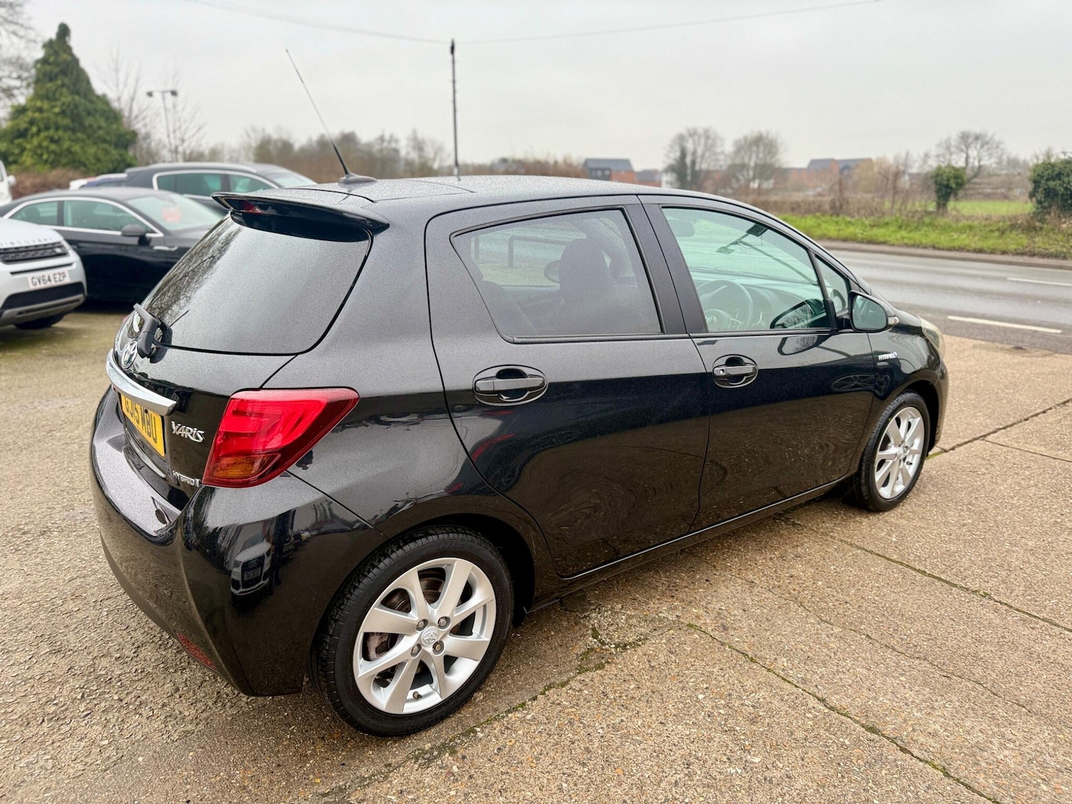 Used Toyota Yaris for sale - 77424984: Photo 6