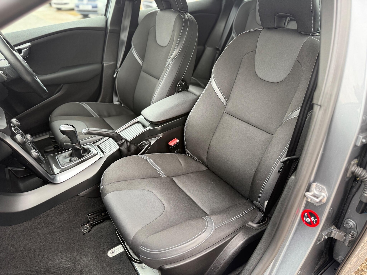 Used Volvo V40 for sale - 77625946: Photo 12