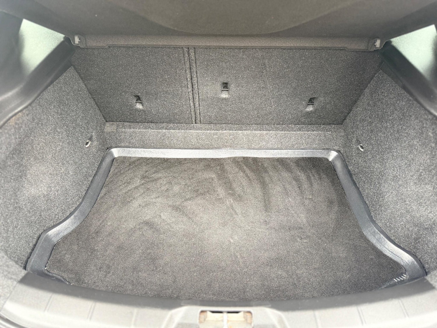 Used Volvo V40 for sale - 77625946: Photo 15