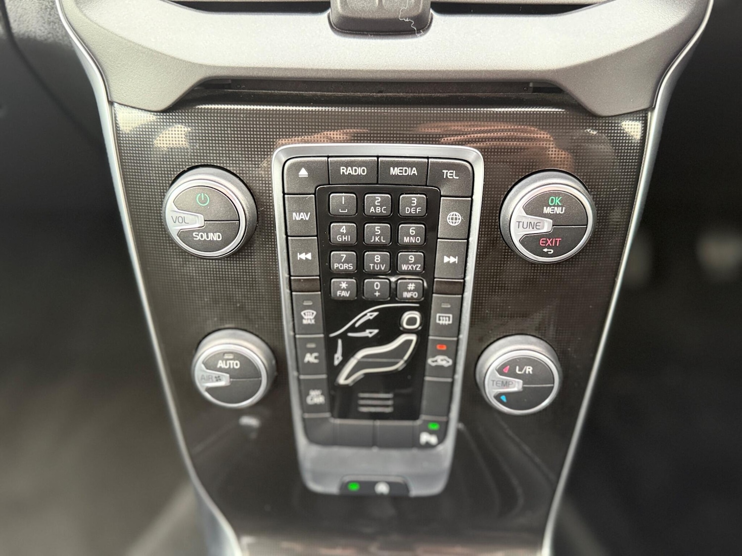 Used Volvo V40 for sale - 77625946: Photo 20