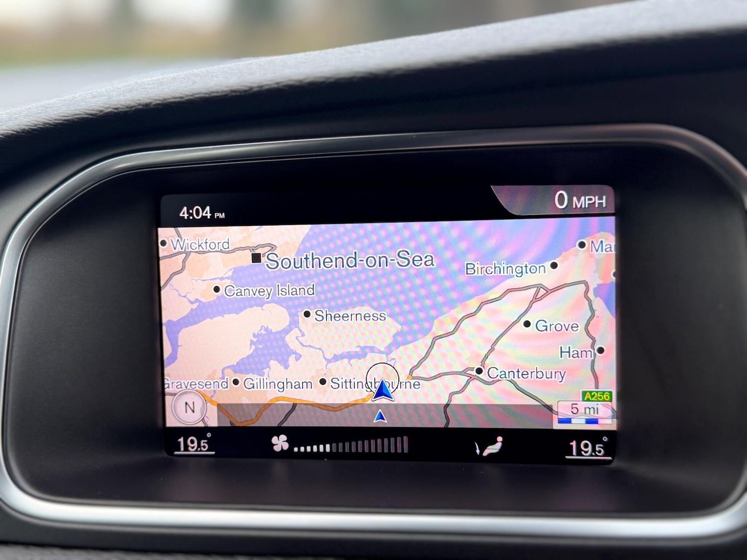 Used Volvo V40 for sale - 77625946: Photo 25