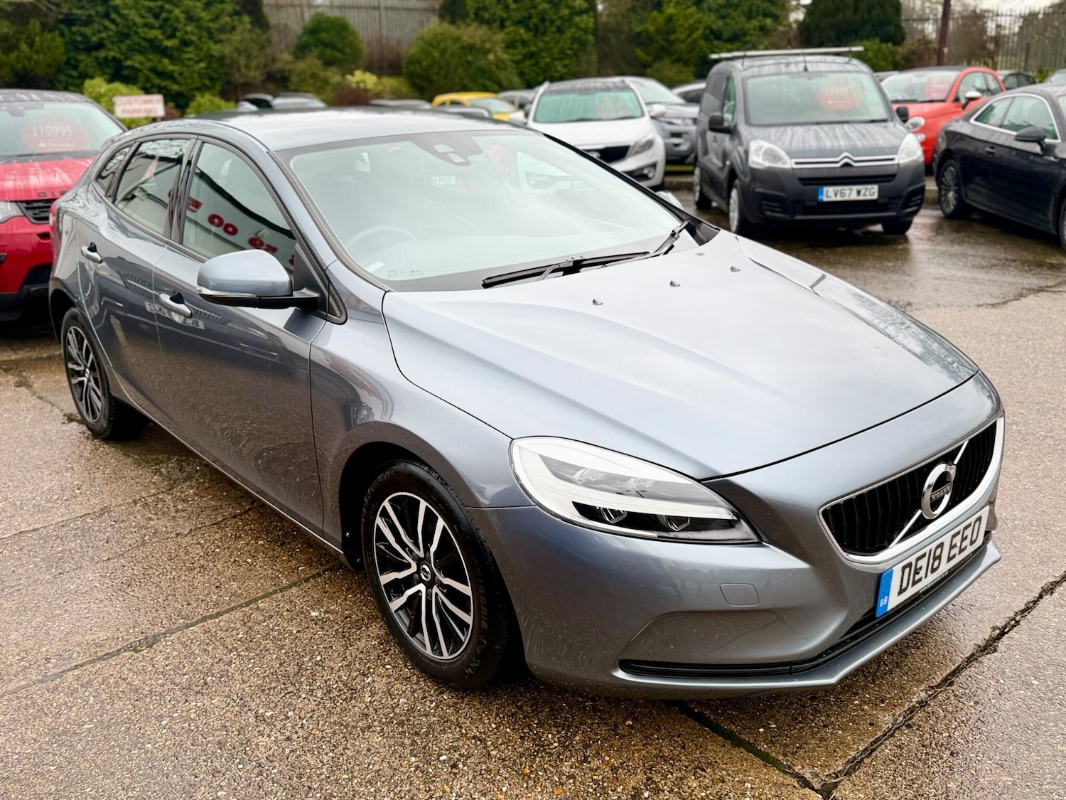 Used Volvo V40 for sale - 77625946: Photo 3