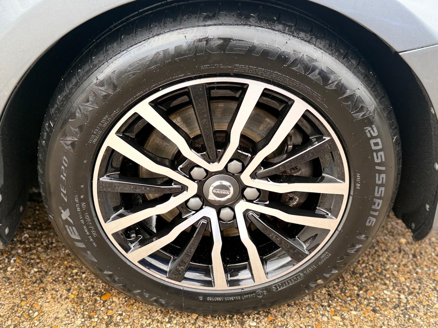 Used Volvo V40 for sale - 77625946: Photo 33