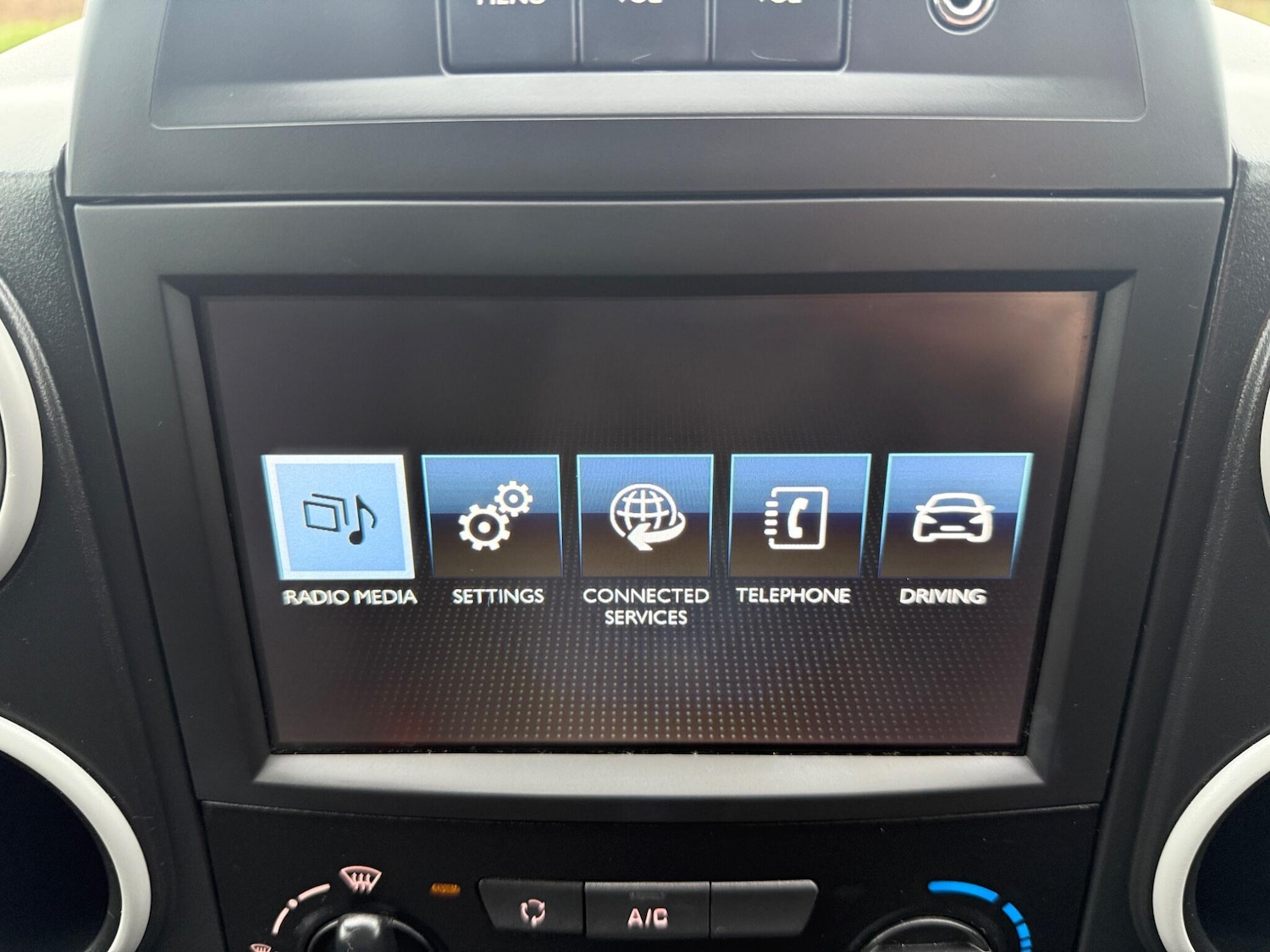 Used Peugeot Partner 2016 for sale - 77144100: Photo 22