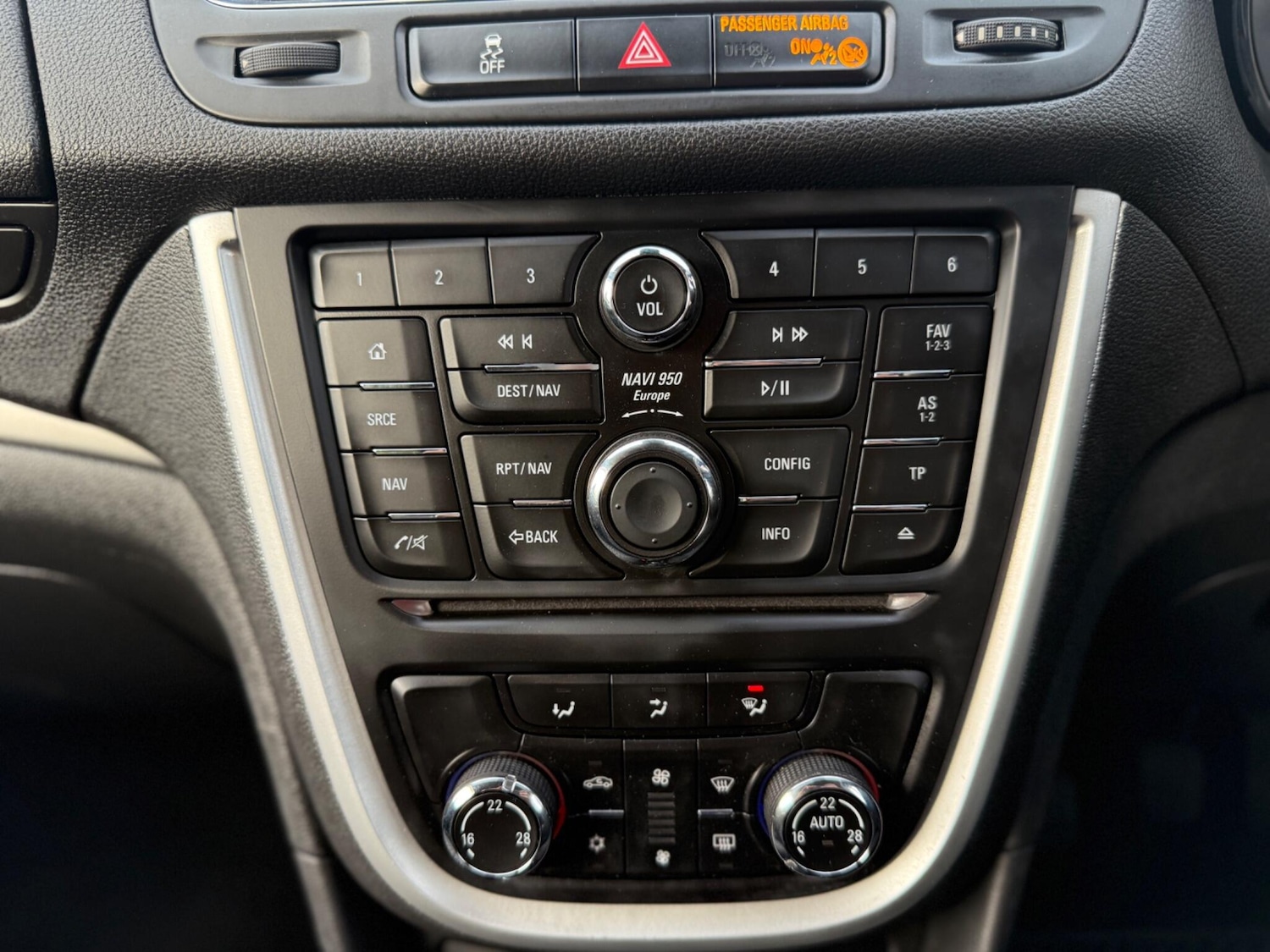 Used Vauxhall Mokka 2014 for sale - 78204134: Photo 21